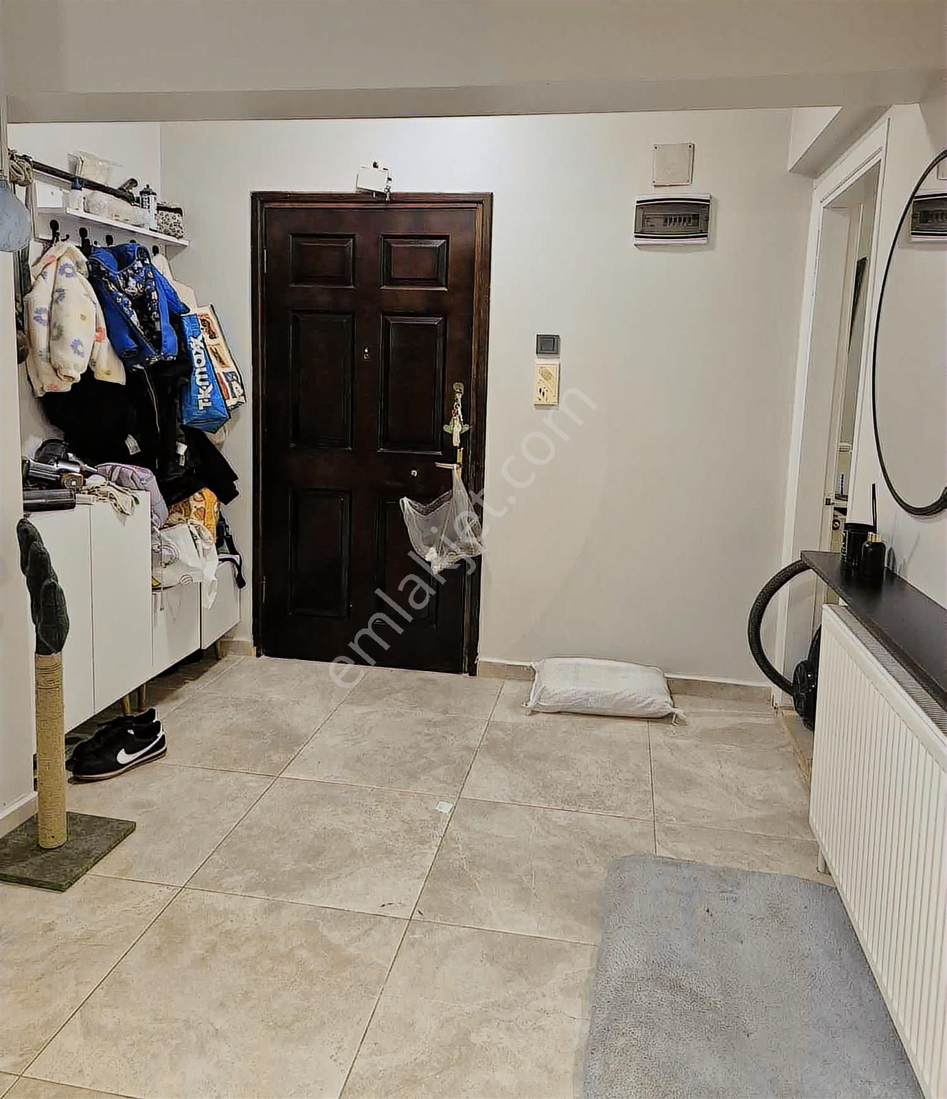 Basın Sitesi Mah. 3+1 150m2 Metro Yakını Bahçeli Lüks Daire - Görsel 16