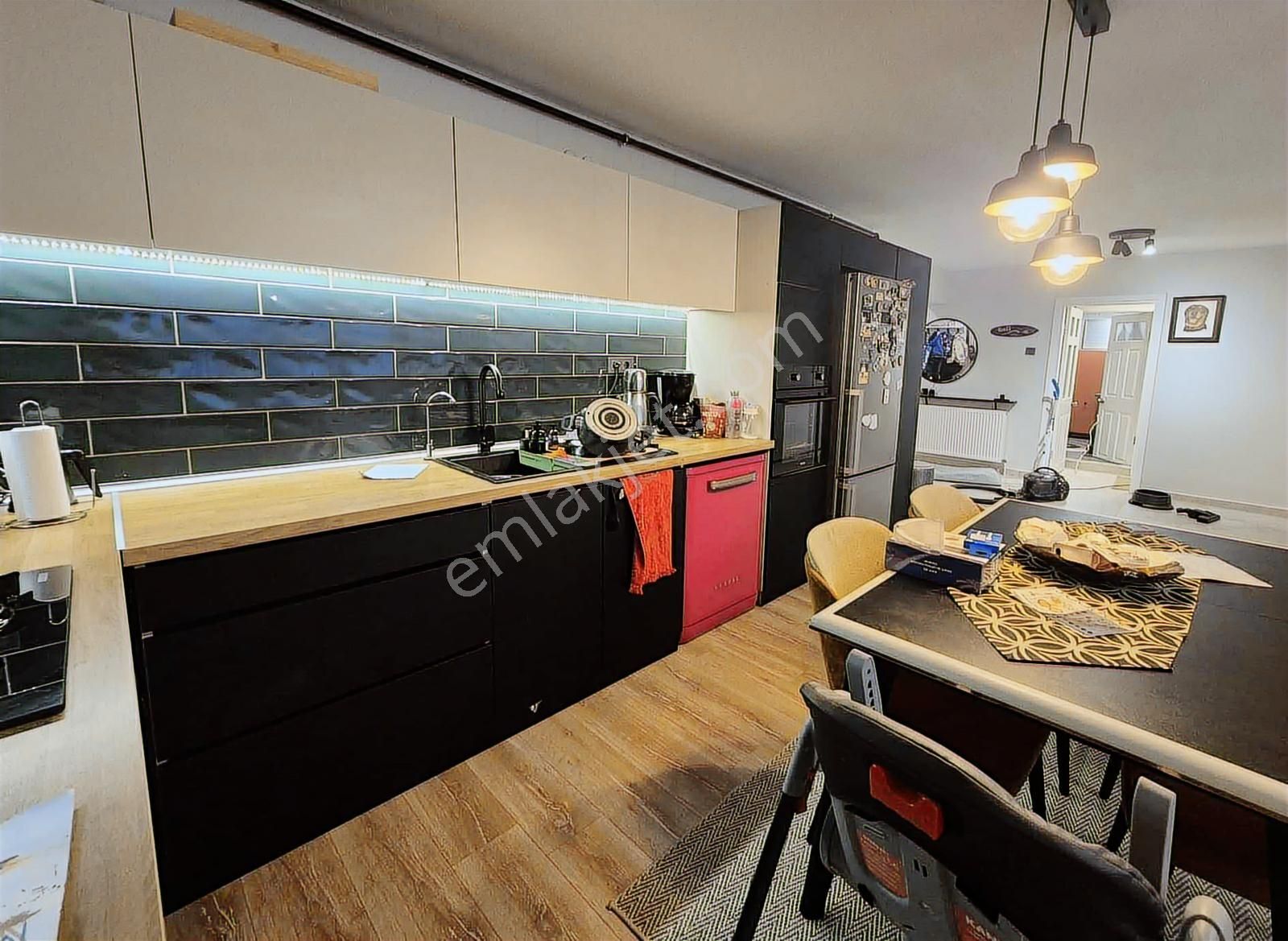 Basın Sitesi Mah. 3+1 150m2 Metro Yakını Bahçeli Lüks Daire - Görsel 20