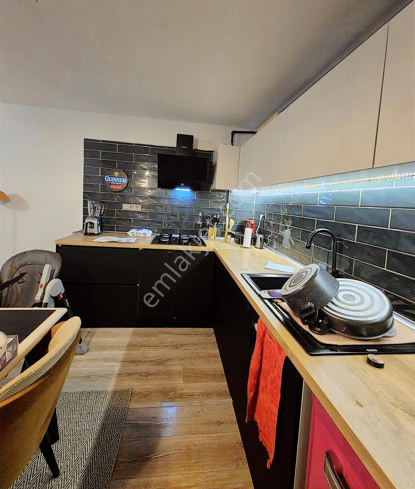 Basın Sitesi Mah. 3+1 150m2 Metro Yakını Bahçeli Lüks Daire - Görsel 7