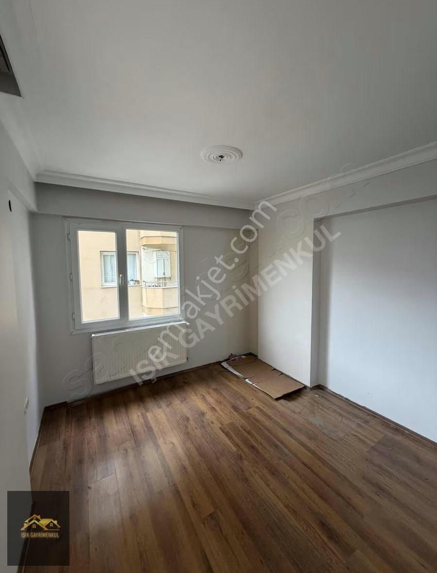 Işık Gayrimenkul'den Kiralık Hürriyet Mh. Avm Yakını 3+1 Daire - Görsel 3