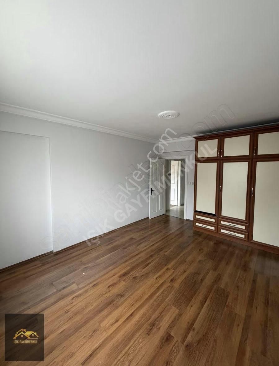 Işık Gayrimenkul'den Kiralık Hürriyet Mh. Avm Yakını 3+1 Daire - Görsel 4