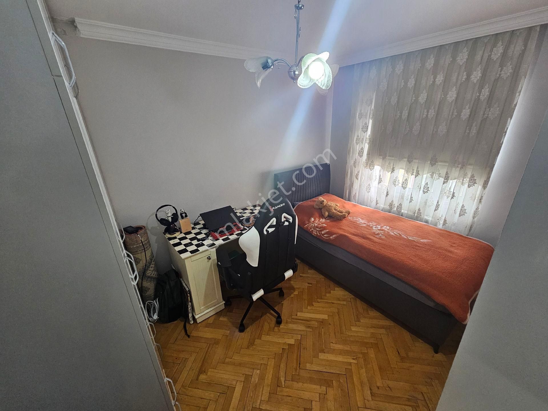 Bahçelievler Ordu Bulvarı Üzeri 3+1 | 146 M² Net | Asansörlü | Otoparklı | 35.000 Tl Kira Getirili - Görsel 6