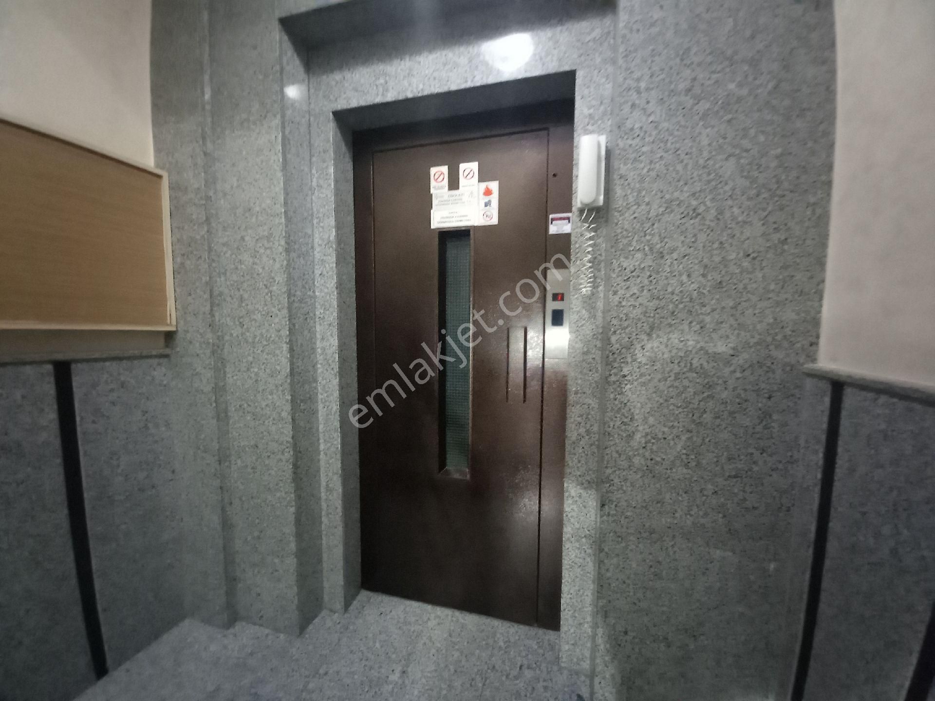 Bahçelievler Yenibosna Merkez Mah Satılık Daire Kat. 1.2+1 - Görsel 32