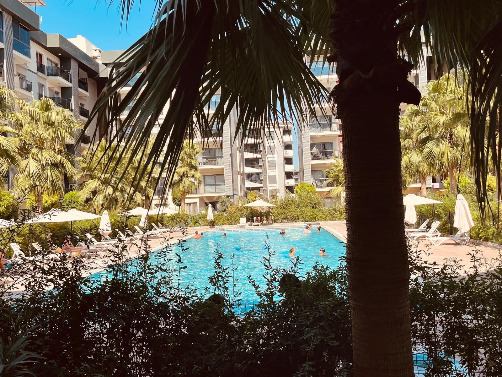 Torbalı Yedi Eylül Mah Havuzlu Site İçerisinde 1+1 Kiralık Daire - Görsel 33