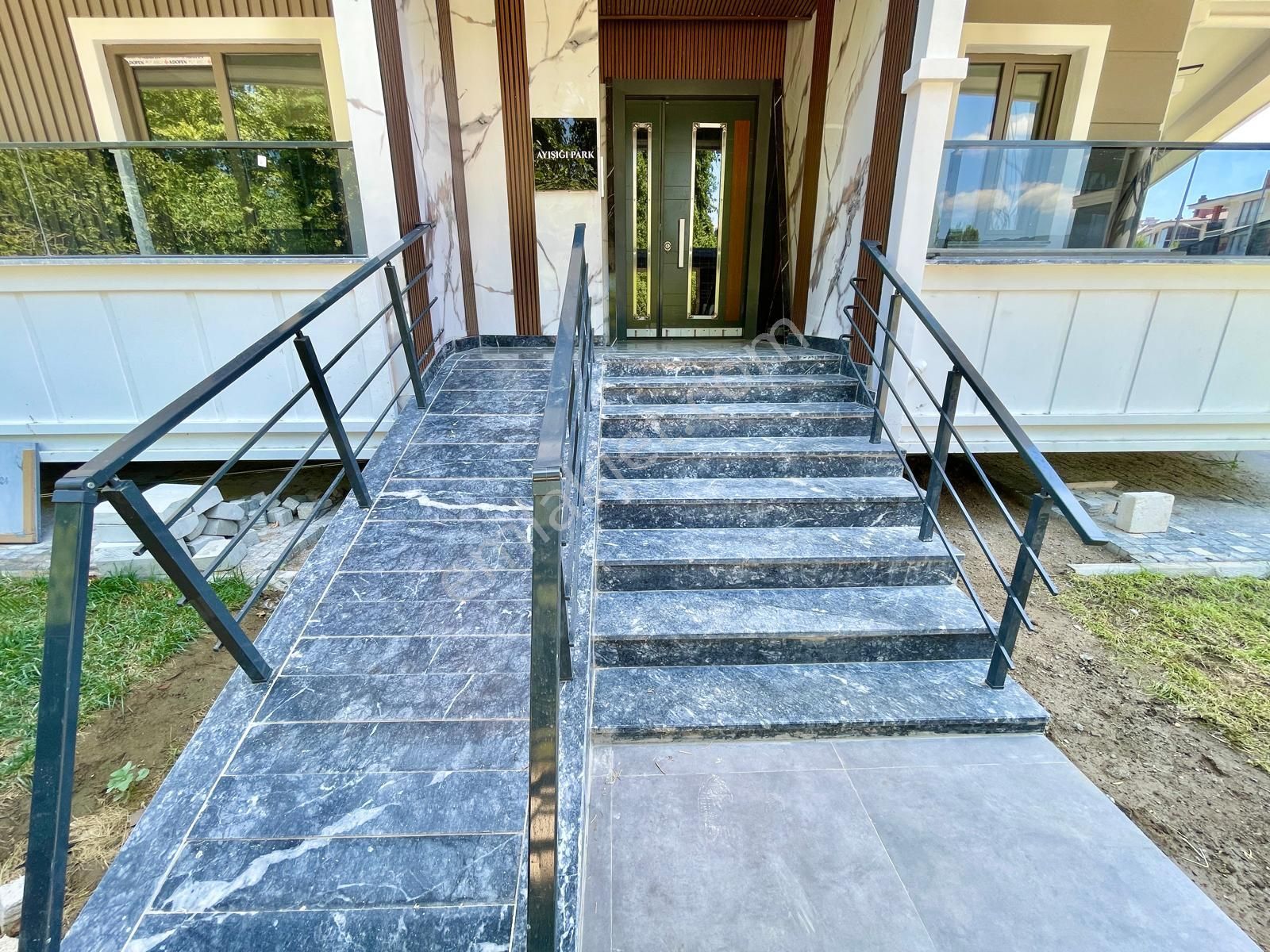 Berkay Demirel'den Akçayda Ebeveyn Banyolu Çift Cephe 2+1 Daire - Görsel 4