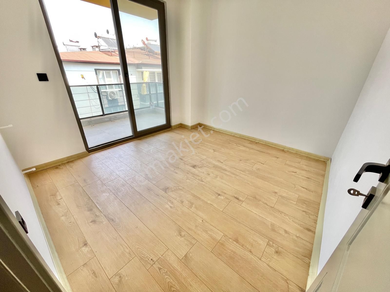 Berkay Demirel'den Altınkumda Lüks Sıfır 1+1 Daire - Görsel 35