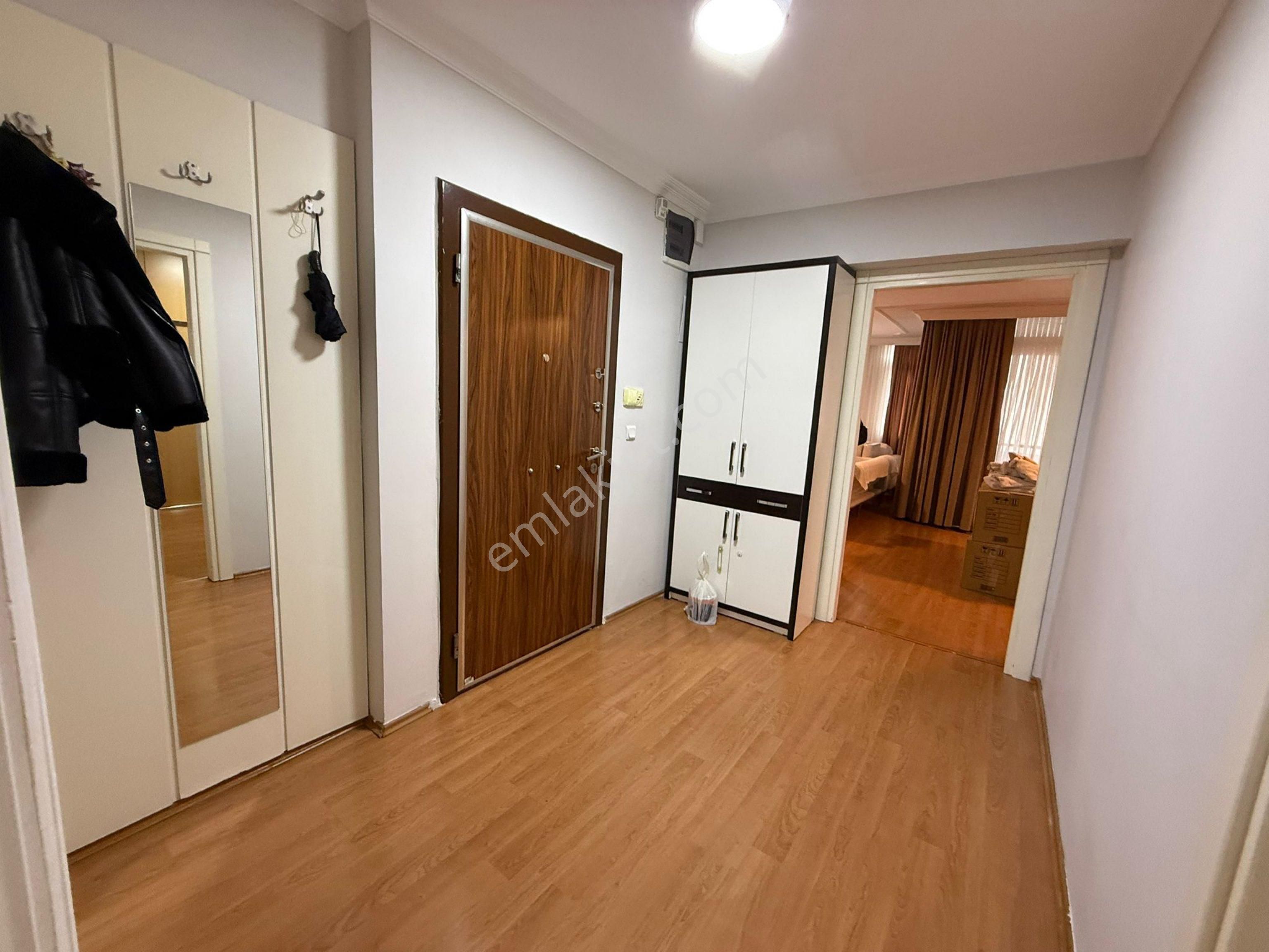 İzmirspor Metrosuna Yakın 3 + 1 Bakımlı Kiralık Daire - Görsel 25