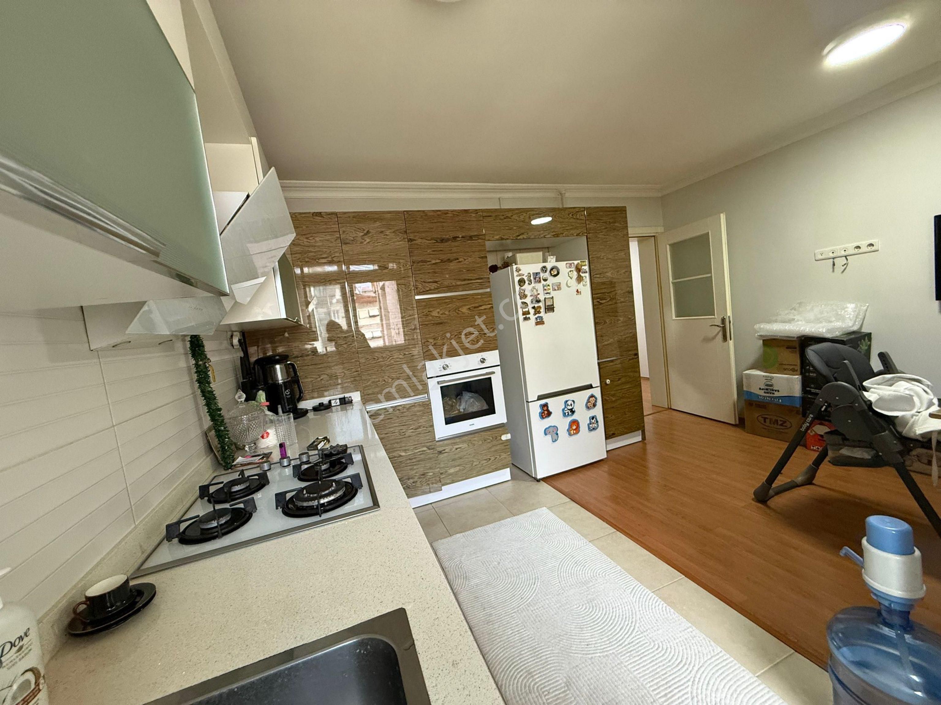 İzmirspor Metrosuna Yakın 3 + 1 Bakımlı Kiralık Daire - Görsel 3