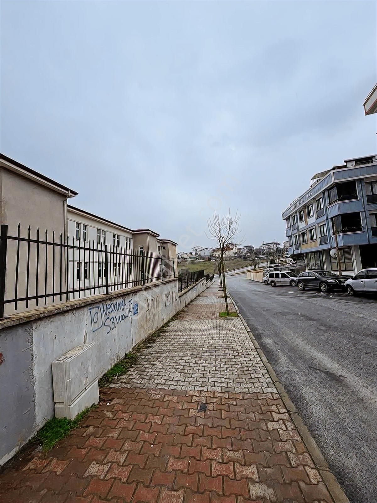2+1 85 M2 1 Kat Ayarında Yüksek Gırış Okulların Dıbınde - Görsel 4