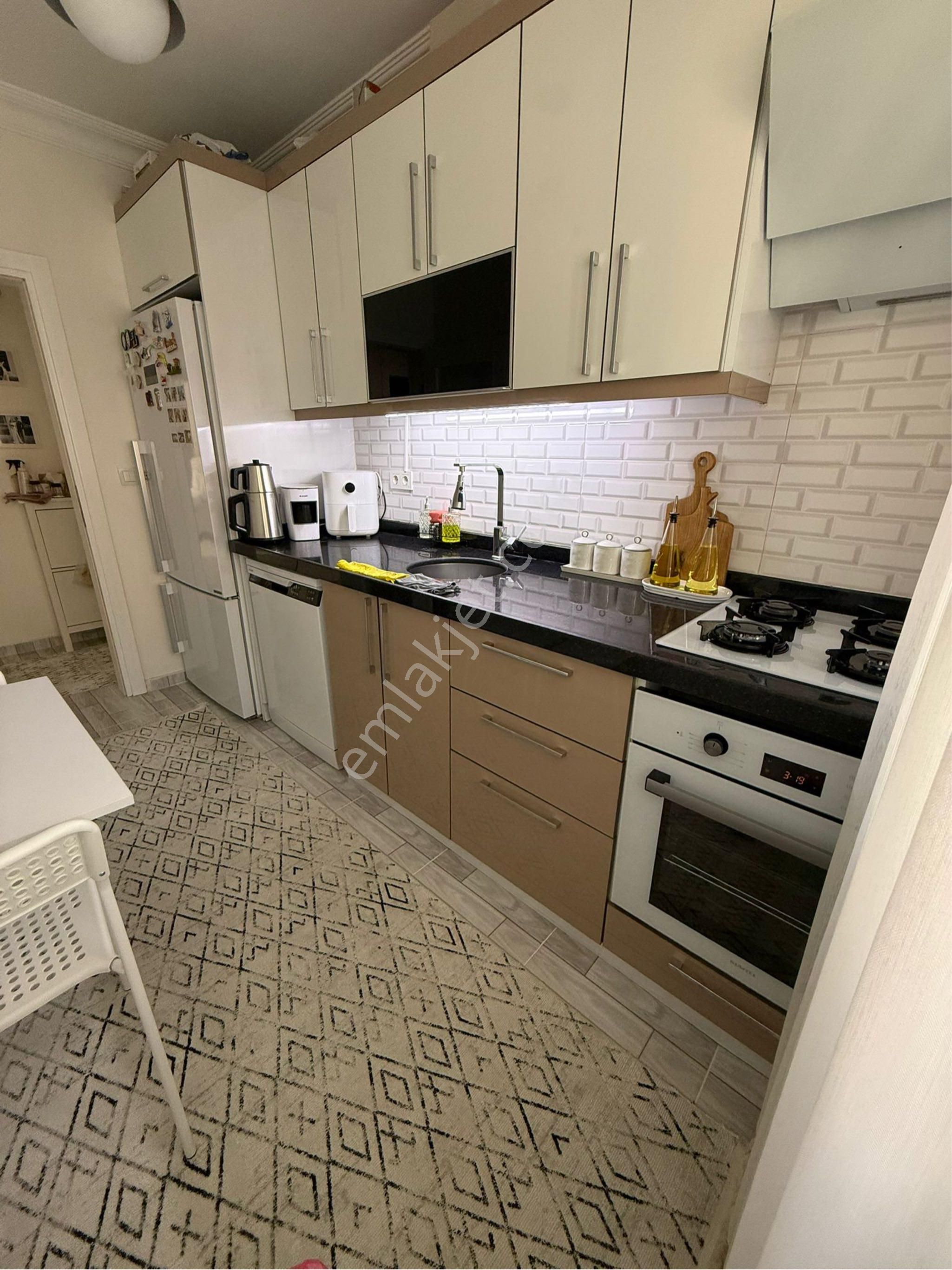 Arnavutköy Fatih Caddesi Üzerinde Satılık Daire - Görsel 6
