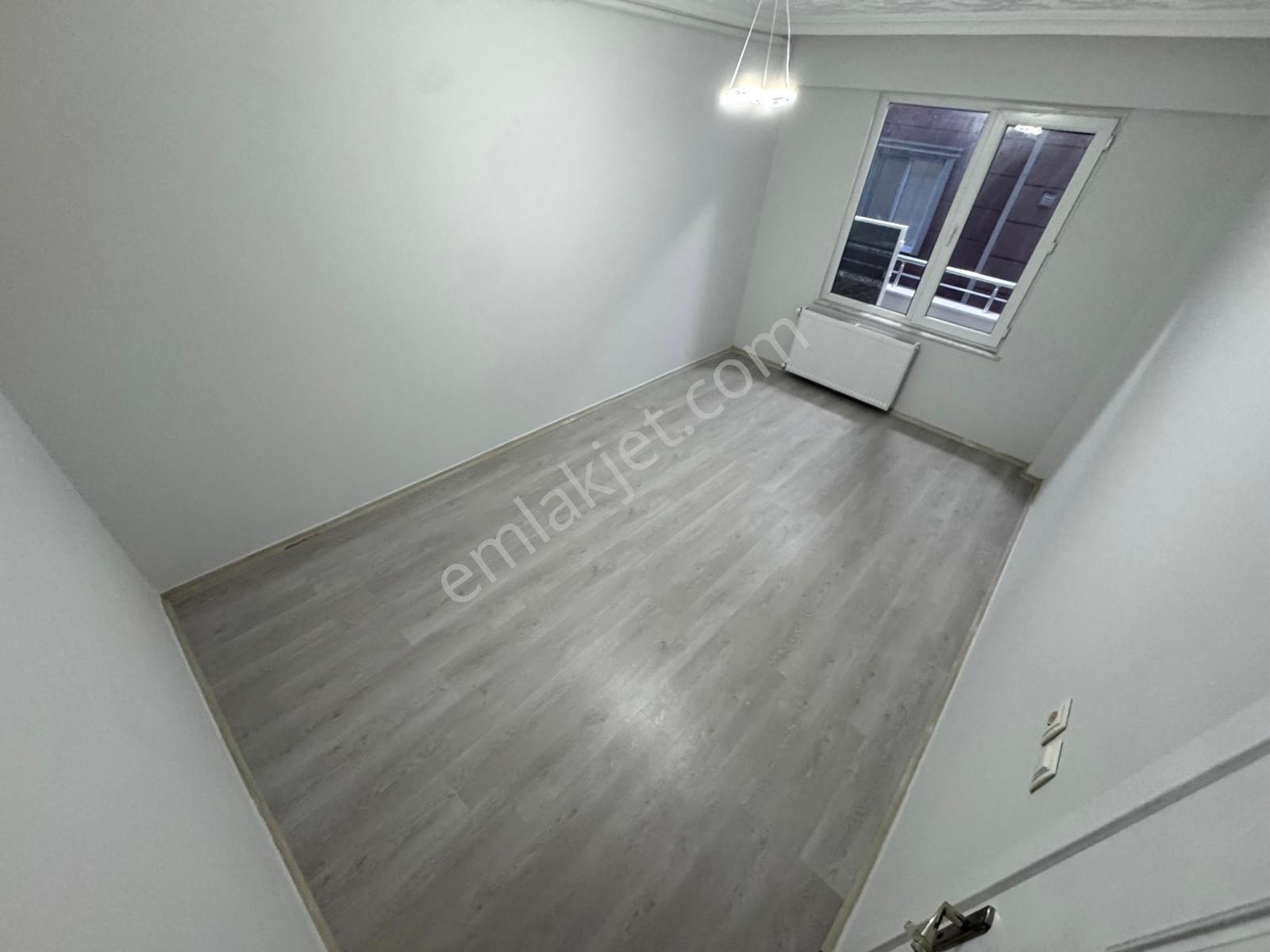 🏡 Referans'tan İkizçay'da Cam Balkonlu Doğalgazlı 2+1 Daire - Görsel 13