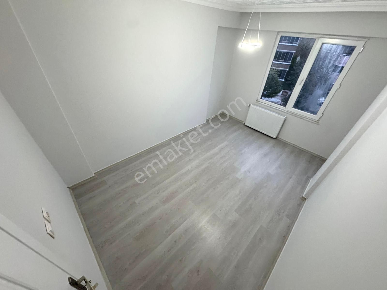 🏡 Referans'tan İkizçay'da Cam Balkonlu Doğalgazlı 2+1 Daire - Görsel 3