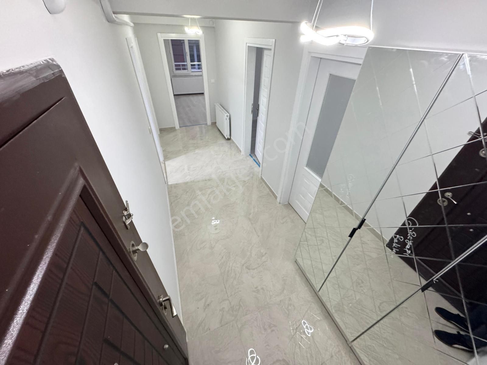 🏡 Referans'tan İkizçay'da Cam Balkonlu Doğalgazlı 2+1 Daire - Görsel 7