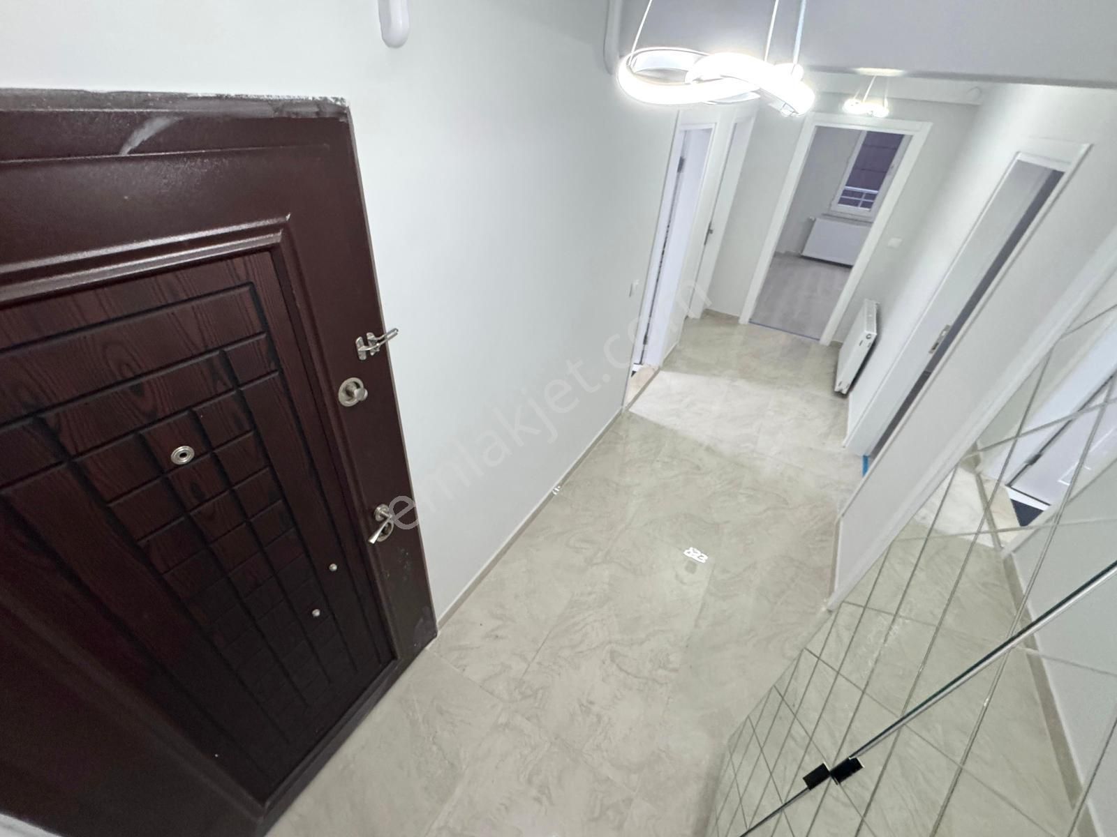 🏡 Referans'tan İkizçay'da Cam Balkonlu Doğalgazlı 2+1 Daire - Görsel 14