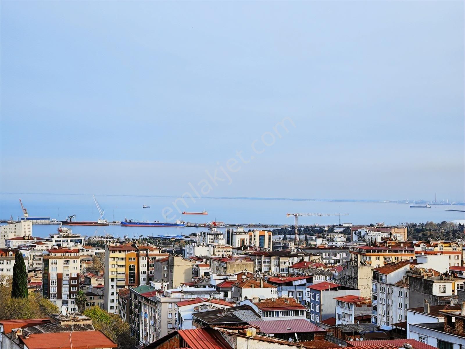 Mavi Atlas'tan İlkadım Unkapanında Lüx Deblex Daire