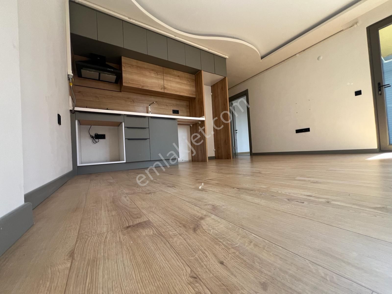 🏡 Referans'tan Akçay'da Şık Tasarımlı Sıfır Bina 1+1 Daire - Görsel 28