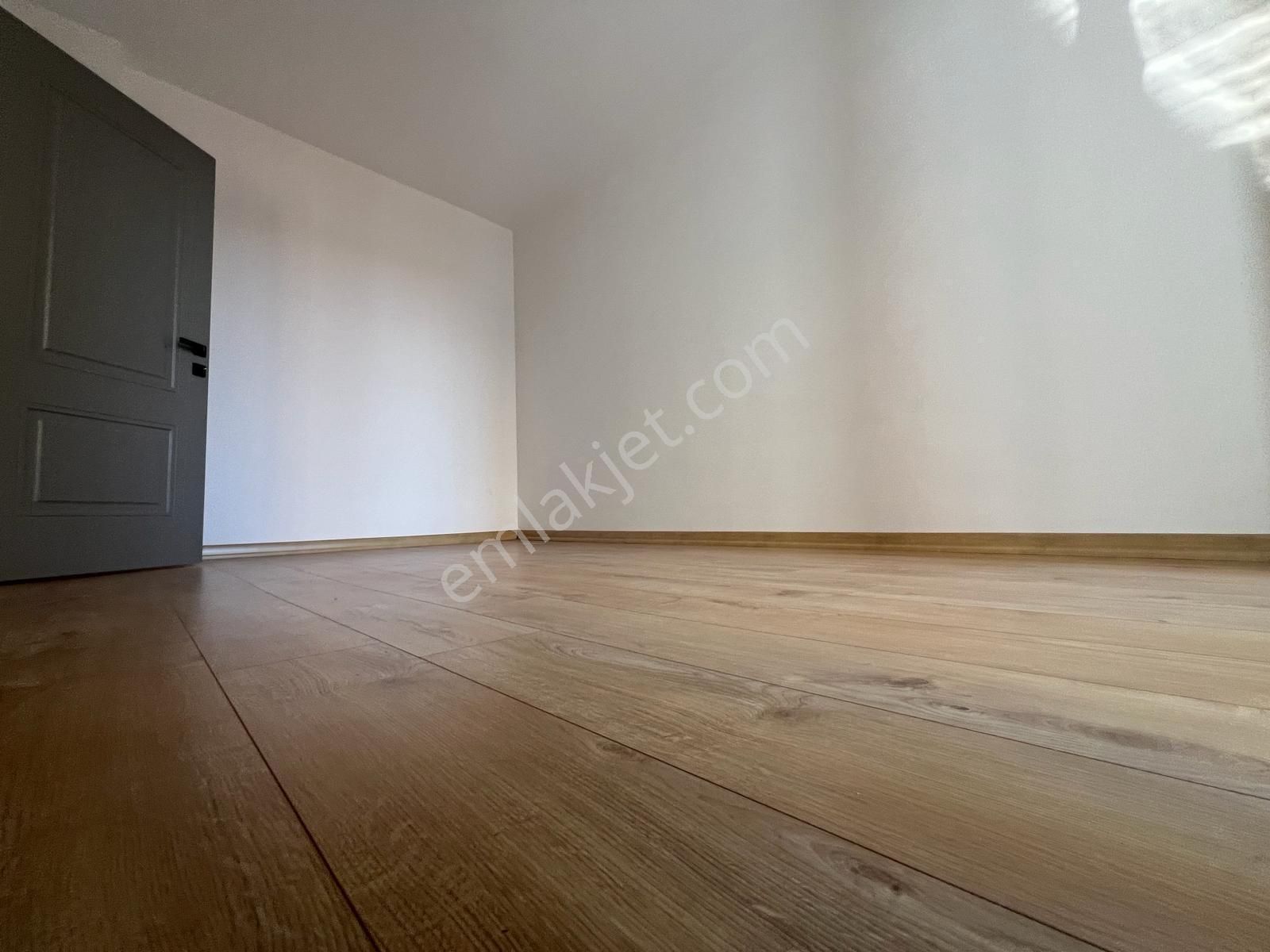 🏡 Referans'tan Akçay'da Şık Tasarımlı Sıfır Bina 1+1 Daire - Görsel 16