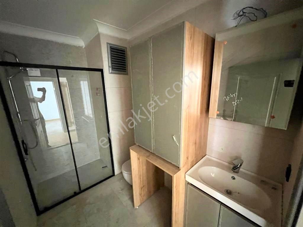 🏡 Referans'tan Akçay'da Şık Tasarımlı Sıfır Bina 1+1 Daire - Görsel 22