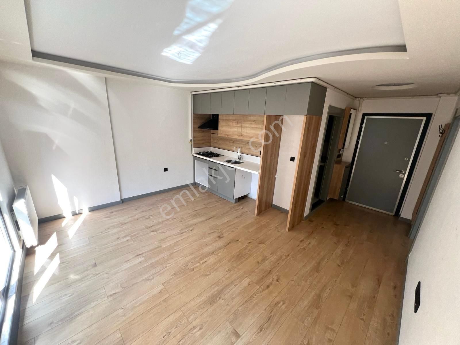 🏡 Referans'tan Akçay'da Şık Tasarımlı Sıfır Bina 1+1 Daire - Görsel 21