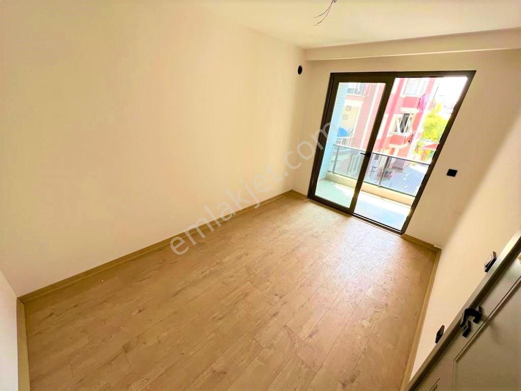 🏡 Referans'tan Akçay'da Şık Tasarımlı Sıfır Bina 1+1 Daire - Görsel 30