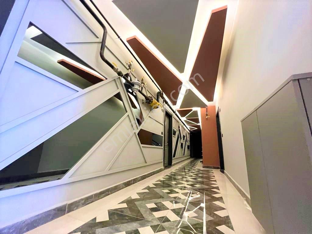 🏡 Referans'tan Akçay'da Şık Tasarımlı Sıfır Bina 1+1 Daire - Görsel 24