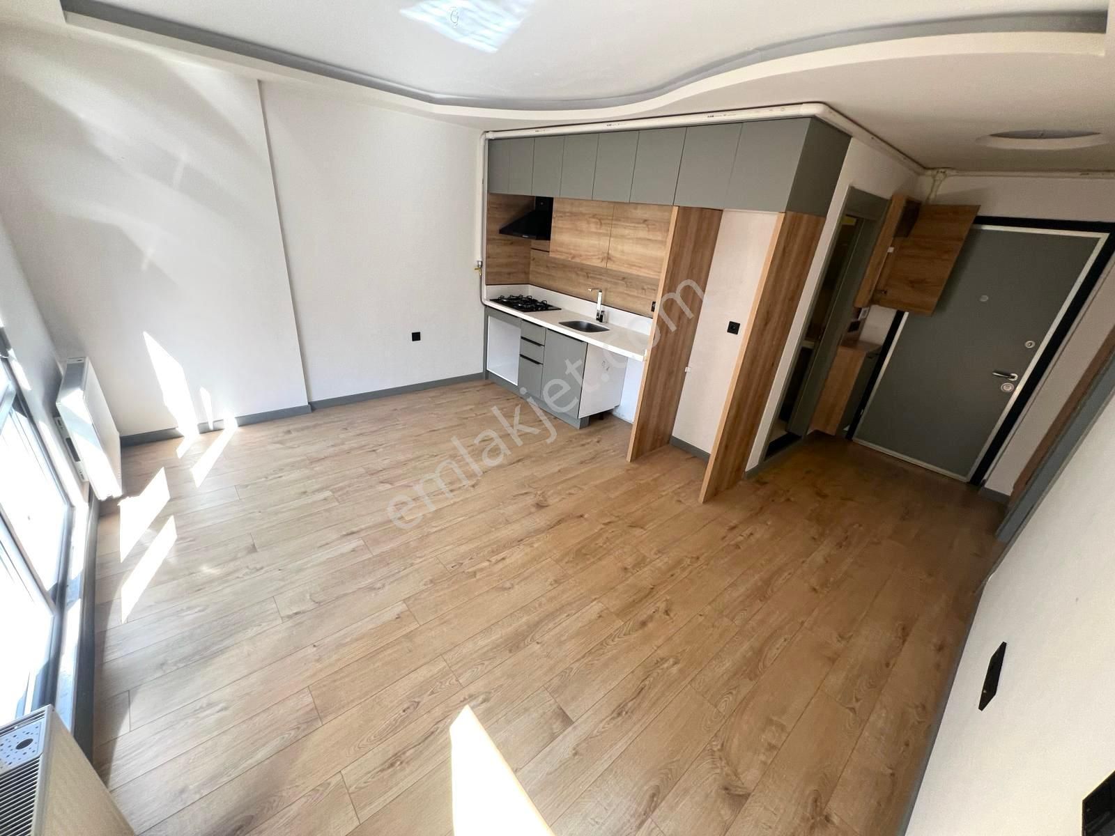 🏡 Referans'tan Akçay'da Şık Tasarımlı Sıfır Bina 1+1 Daire - Görsel 10