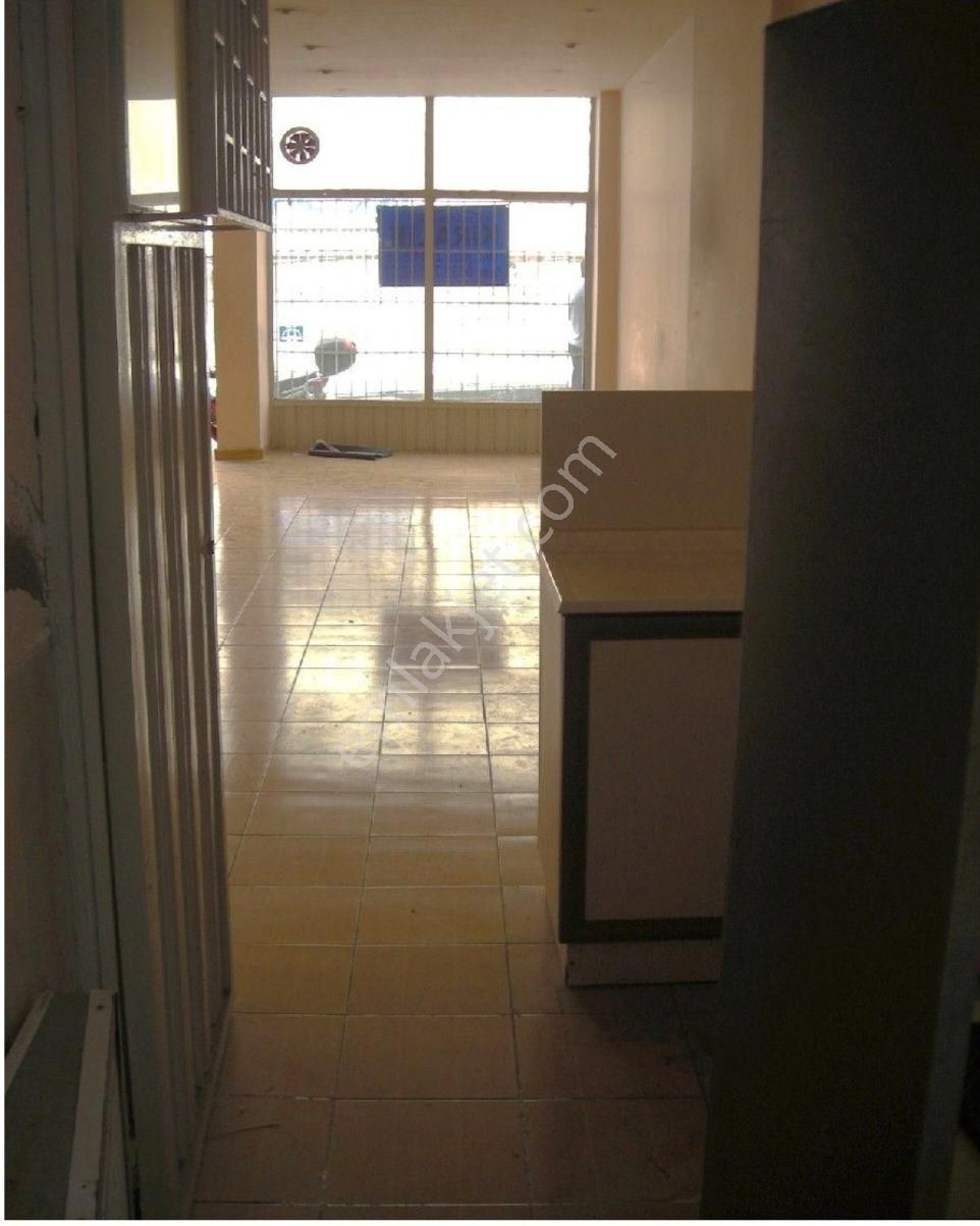 Bursalı Tahir Cd Kiralık 2 Katlı 80m2 Dükkan - Görsel 4