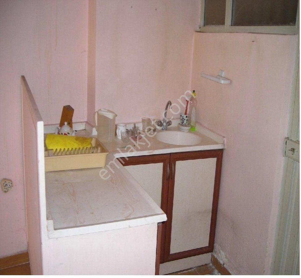 Bursalı Tahir Cd Kiralık 2 Katlı 80m2 Dükkan - Görsel 7