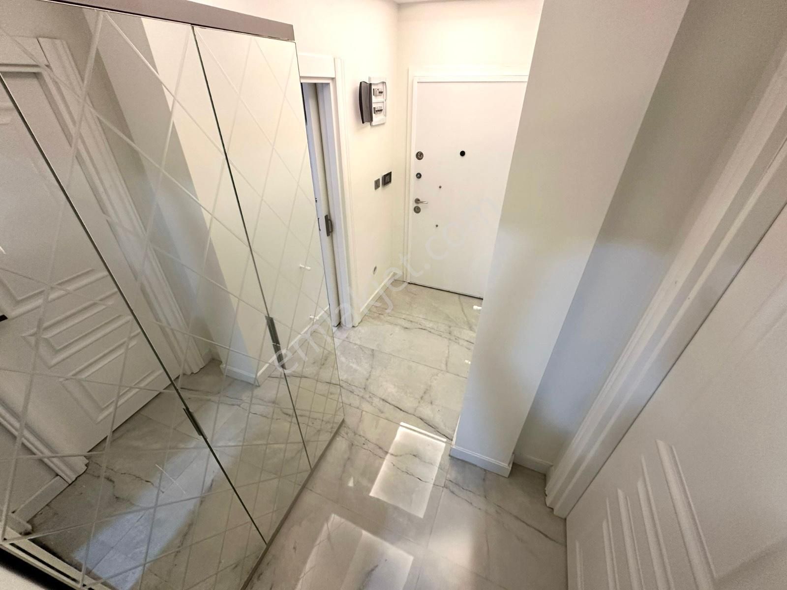 🏡 Referans'tan Akçay'da Full Eşyalı Şık Tasarımlı Denize 200 M 1+1 Daire - Görsel 12