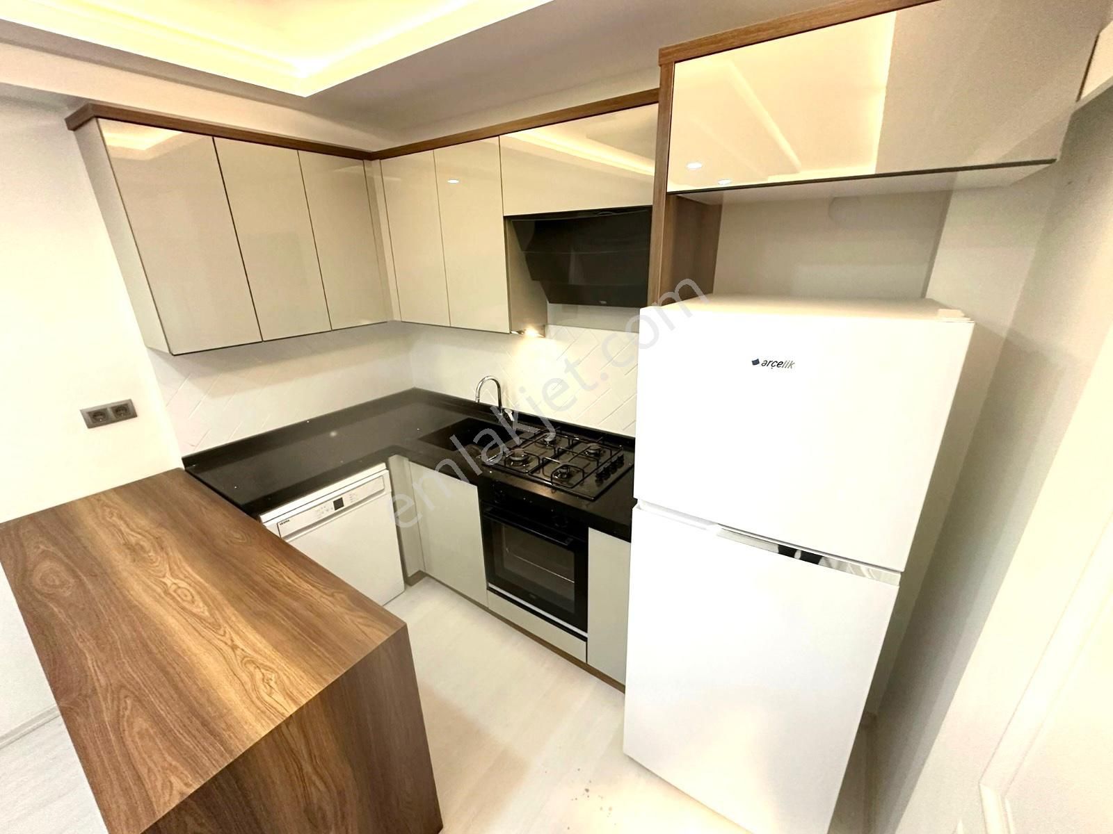 🏡 Referans'tan Akçay'da Full Eşyalı Şık Tasarımlı Denize 200 M 1+1 Daire - Görsel 11