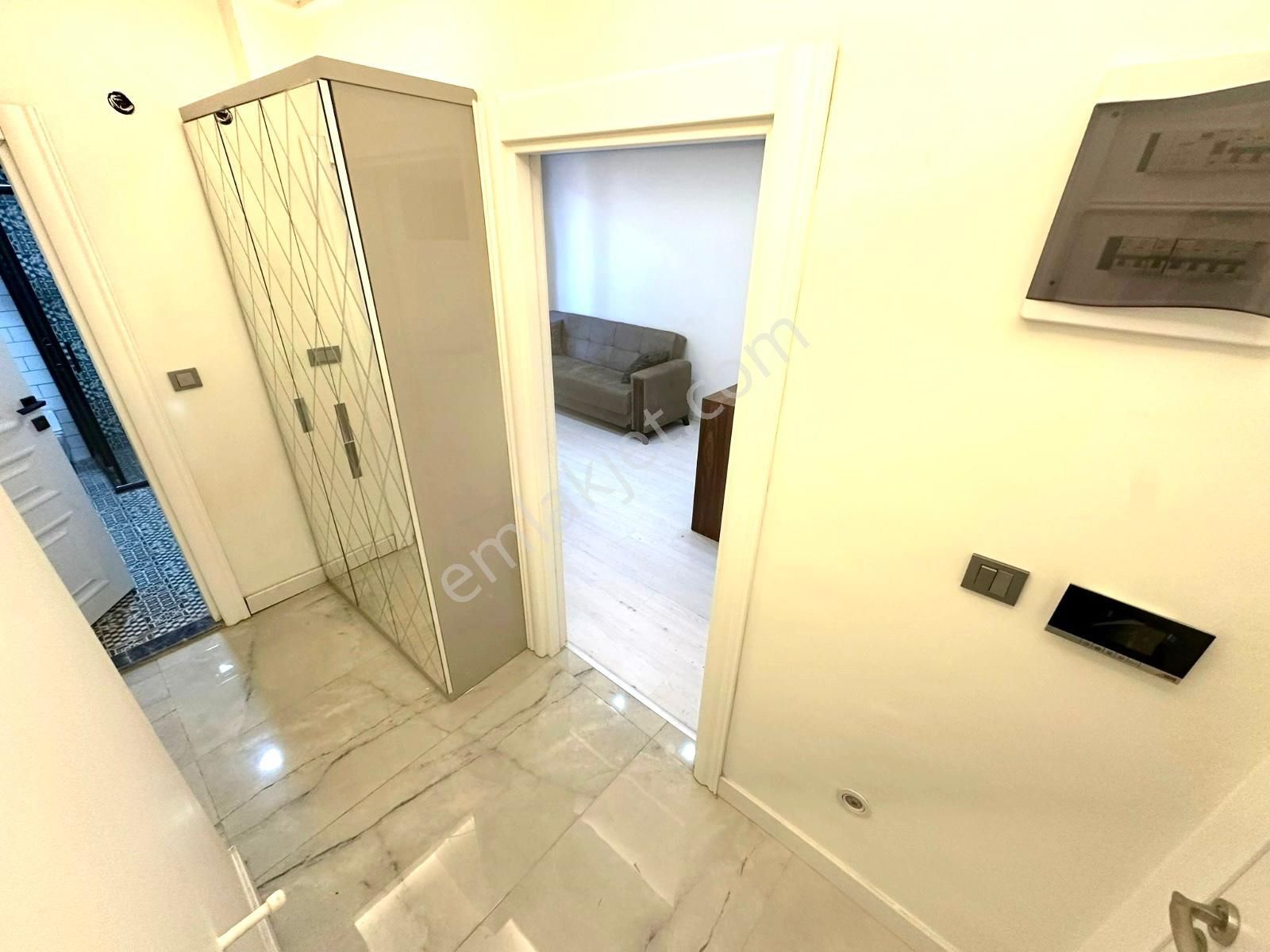 🏡 Referans'tan Akçay'da Full Eşyalı Şık Tasarımlı Denize 200 M 1+1 Daire - Görsel 20