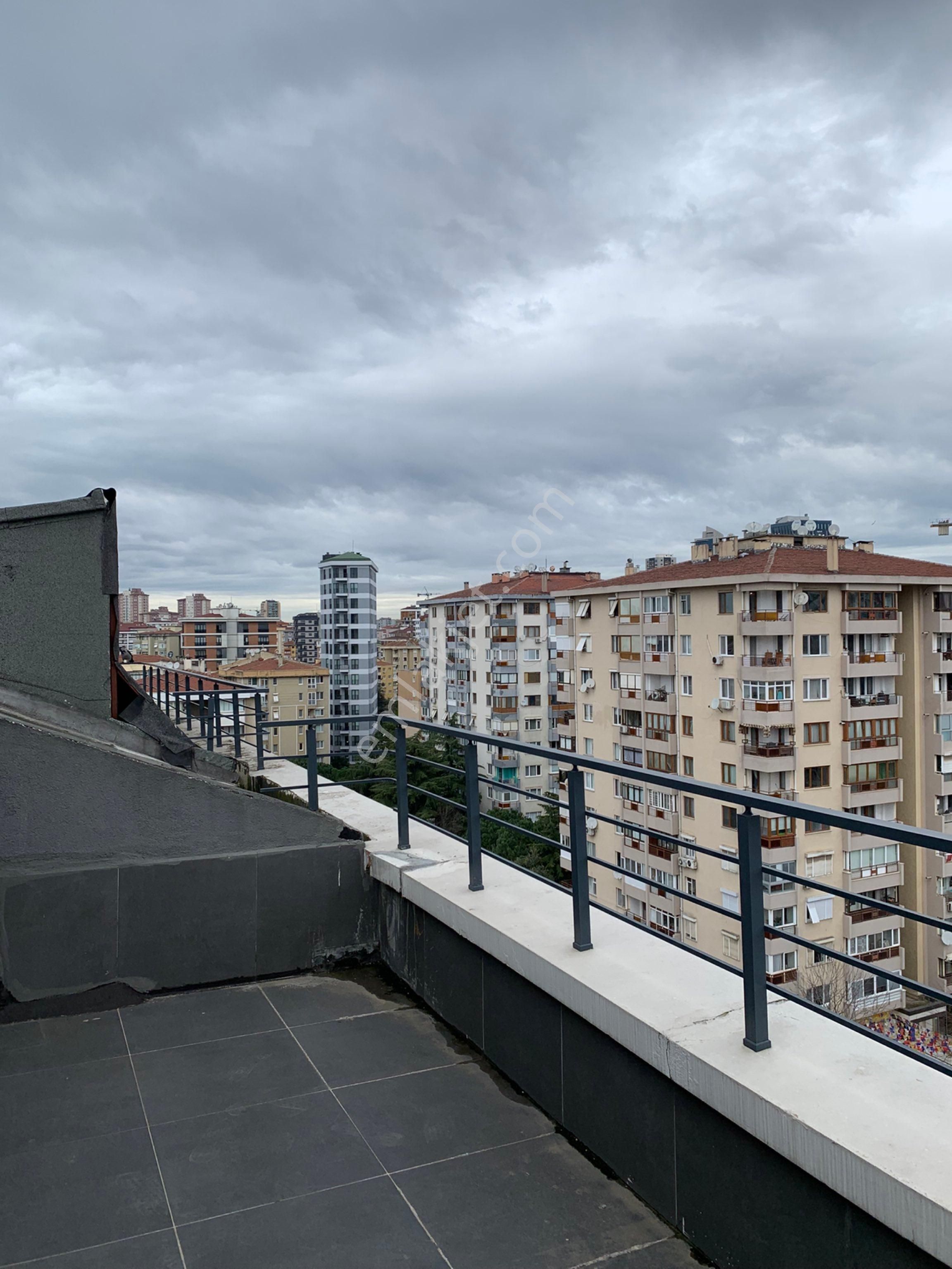 Kozyatağı’nda Harika Konumda Net 170 M2 4+1 Kiralık Dubleks Daire - Görsel 12