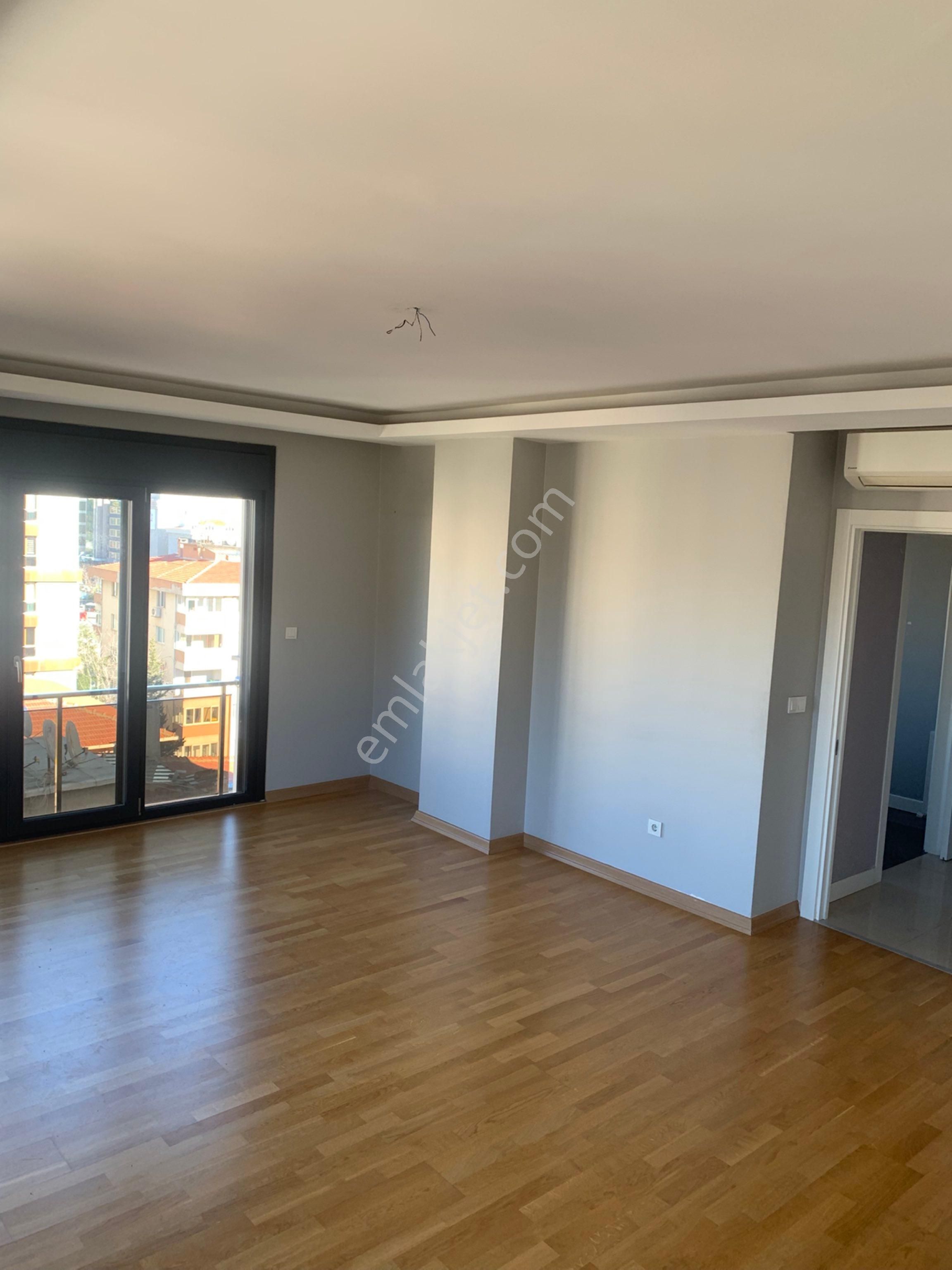 Kozyatağı’nda Harika Konumda Net 170 M2 4+1 Kiralık Dubleks Daire - Görsel 19