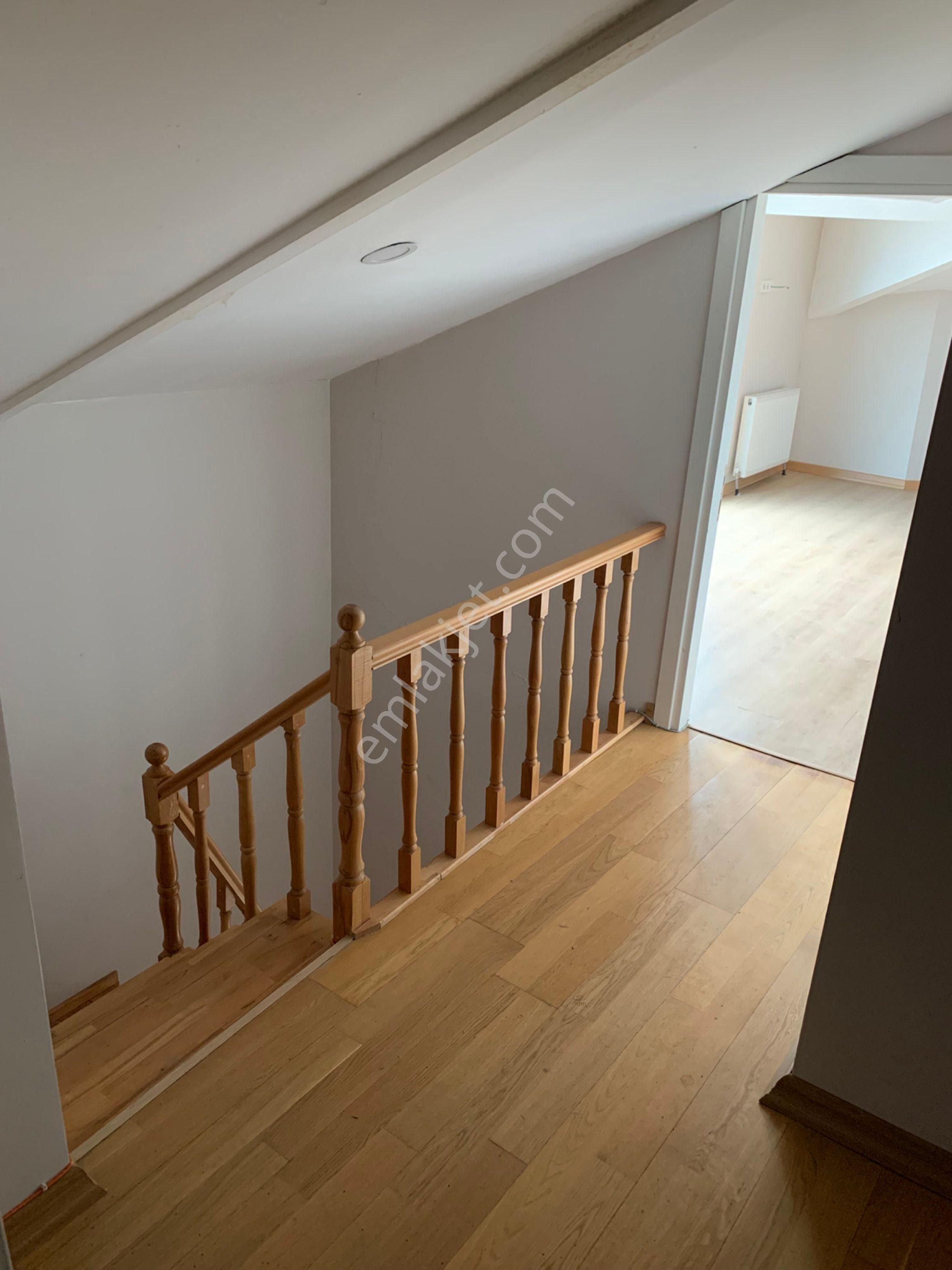 Kozyatağı’nda Harika Konumda Net 170 M2 4+1 Kiralık Dubleks Daire - Görsel 8