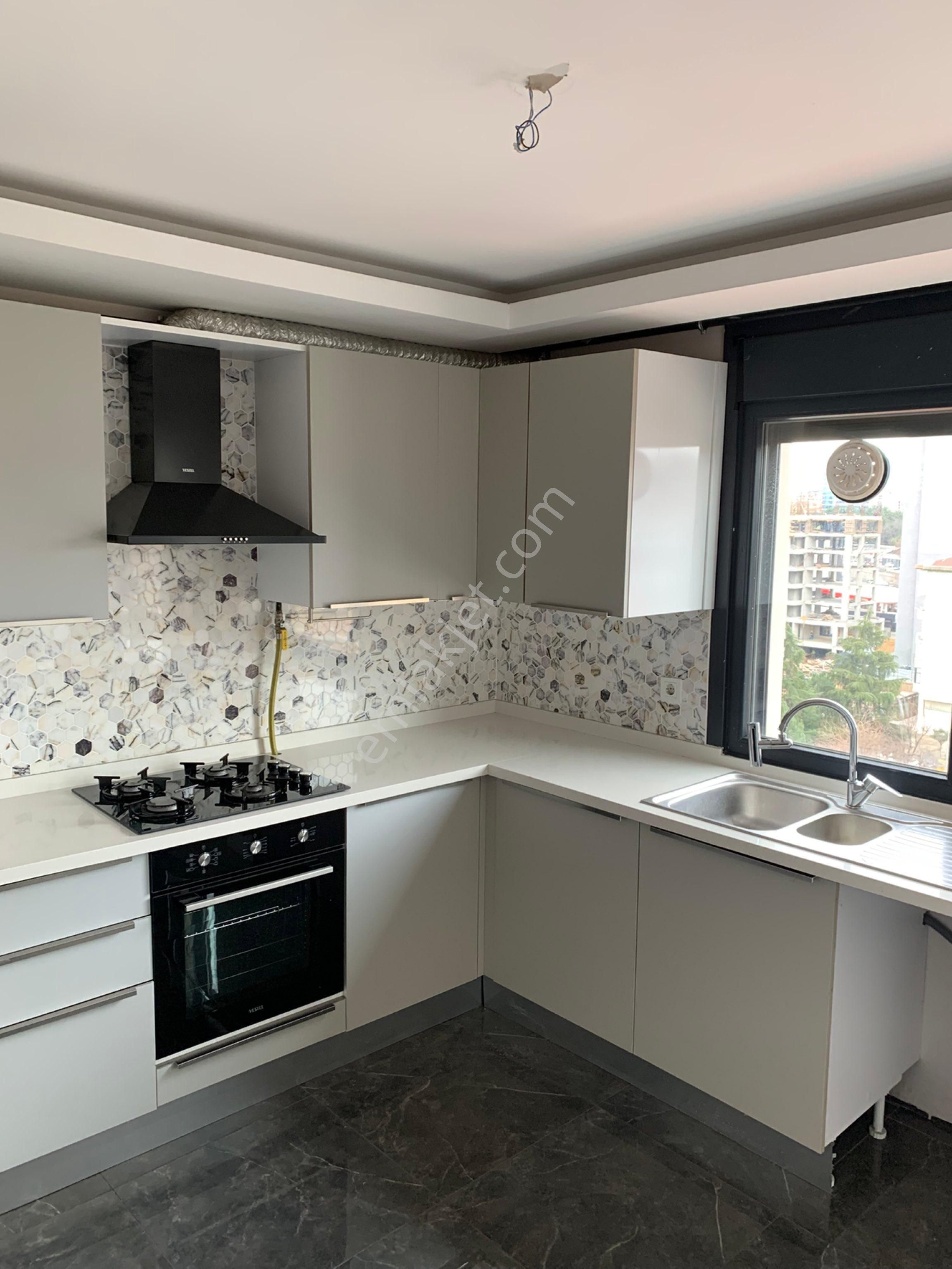 Kozyatağı’nda Harika Konumda Net 170 M2 4+1 Kiralık Dubleks Daire - Görsel 4