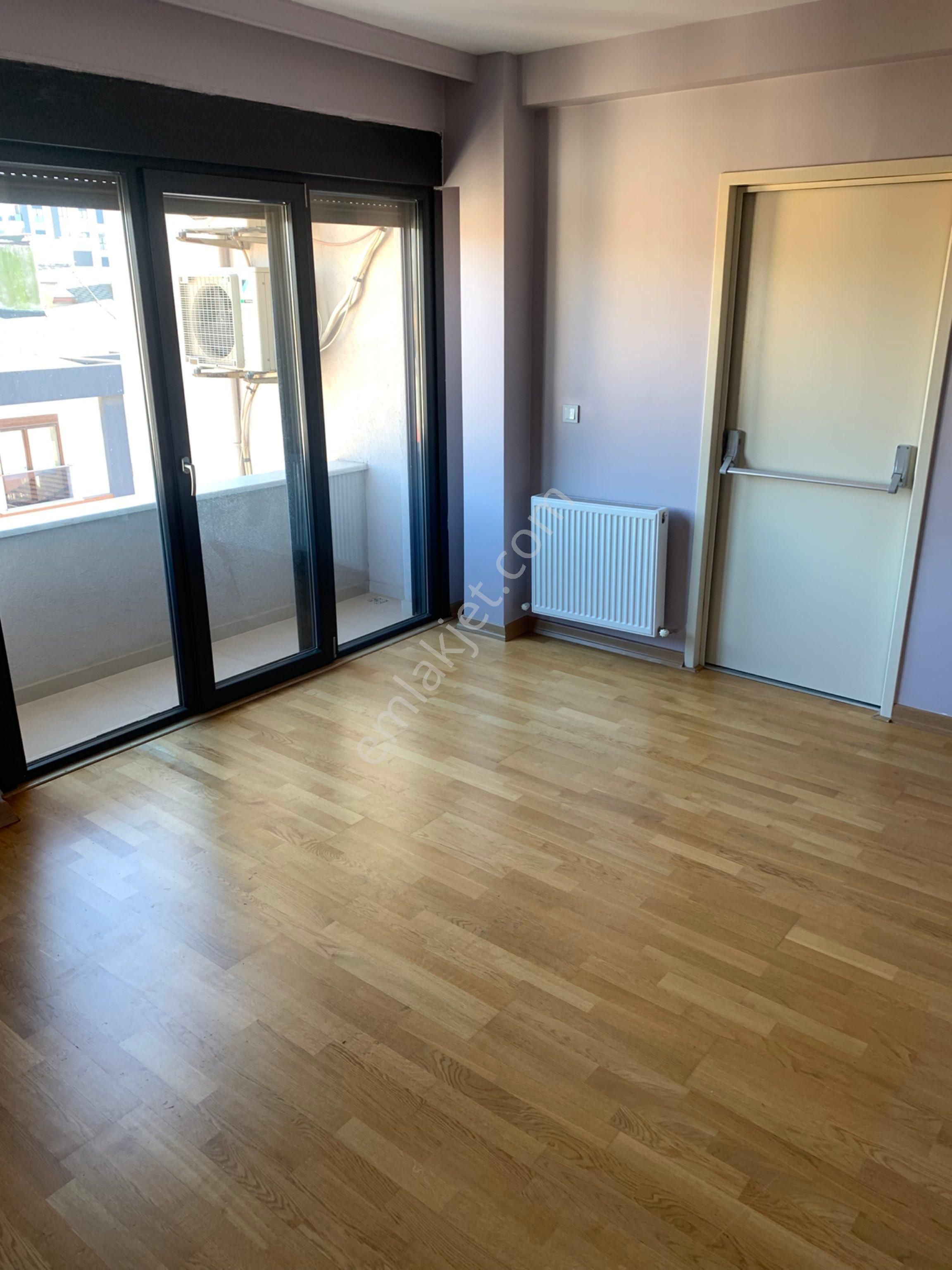 Kozyatağı’nda Harika Konumda Net 170 M2 4+1 Kiralık Dubleks Daire - Görsel 30