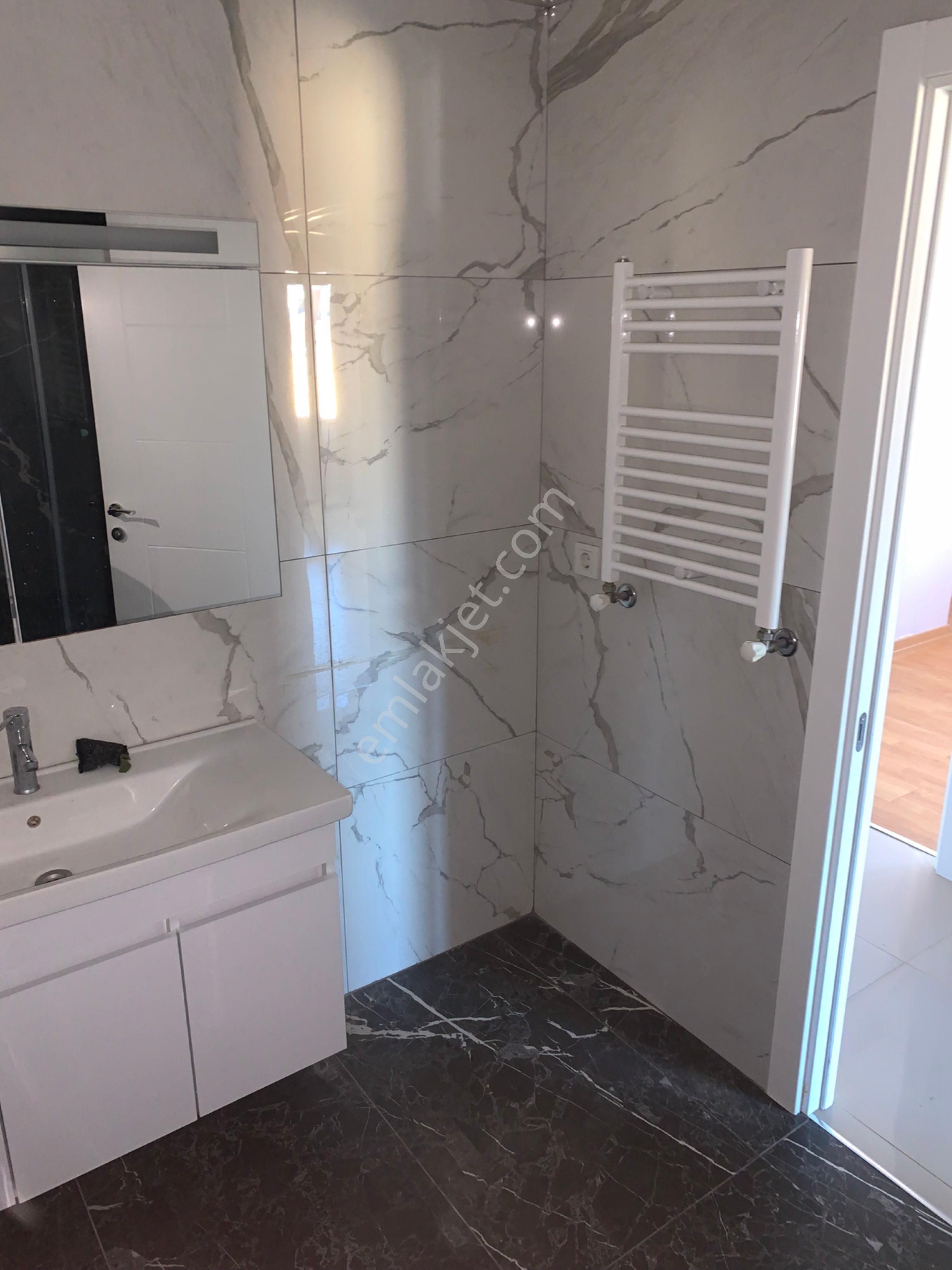 Kozyatağı’nda Harika Konumda Net 170 M2 4+1 Kiralık Dubleks Daire - Görsel 29