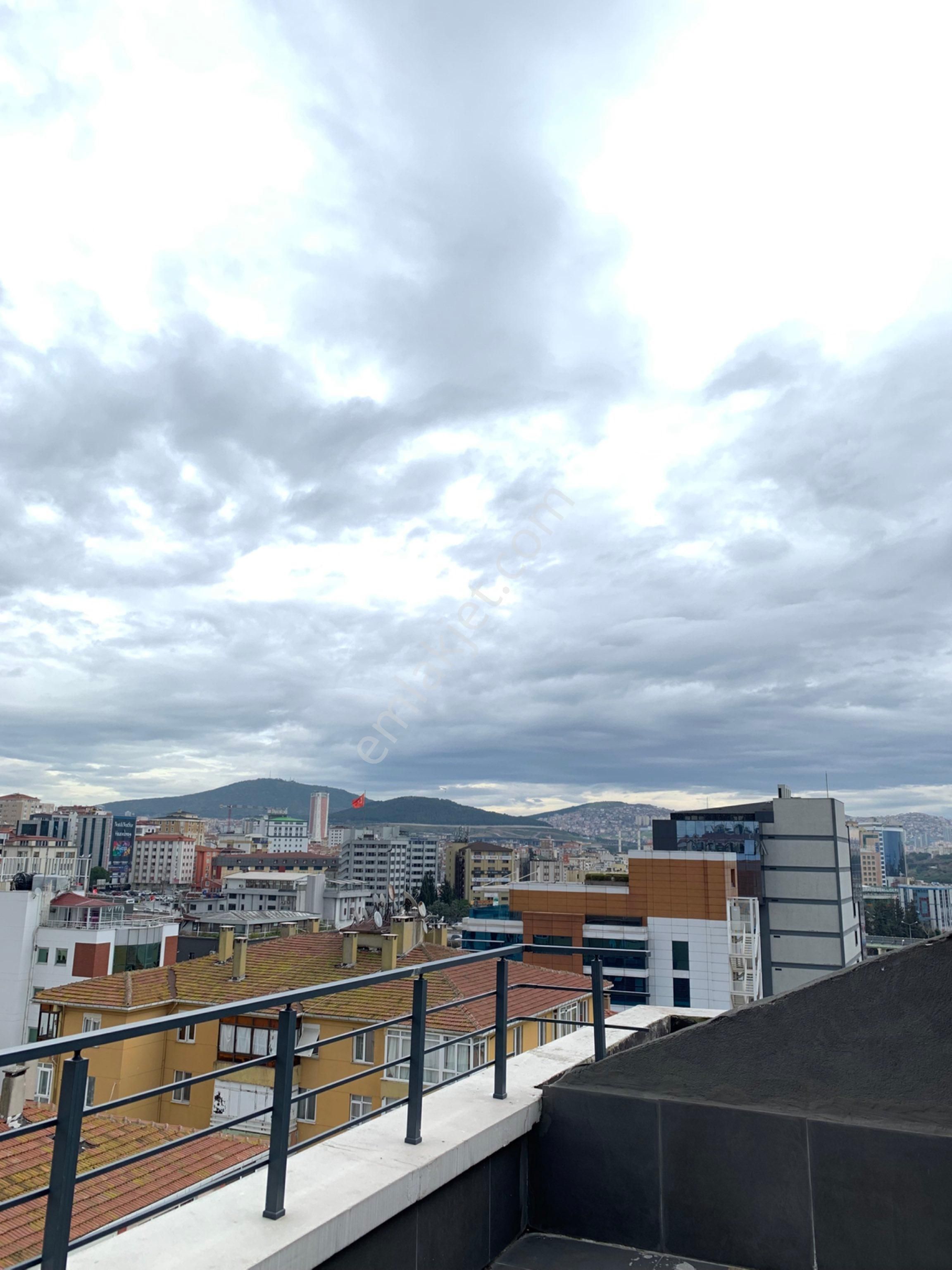 Kozyatağı’nda Harika Konumda Net 170 M2 4+1 Kiralık Dubleks Daire - Görsel 11