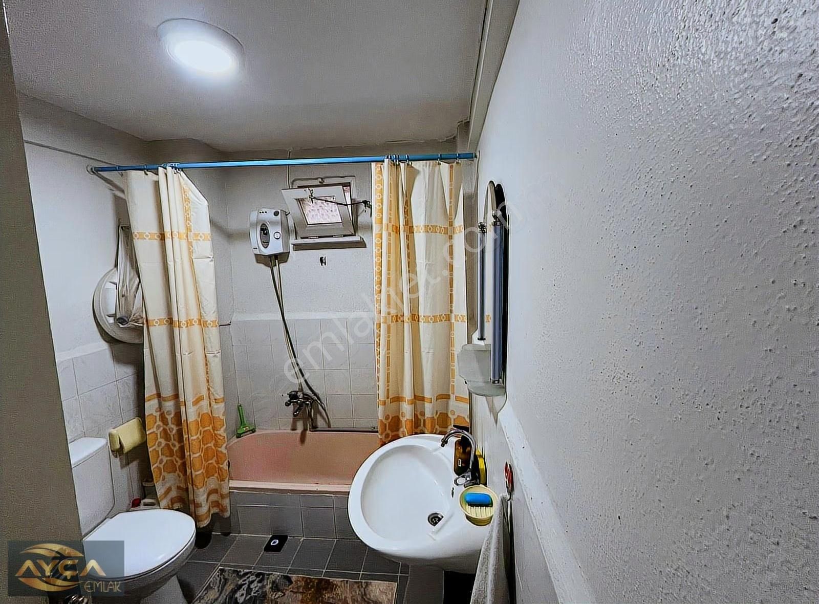 Ayça Emlaktan Prestijli Konumda Eşyalı Hemen Gidebilecek Daire - Görsel 14