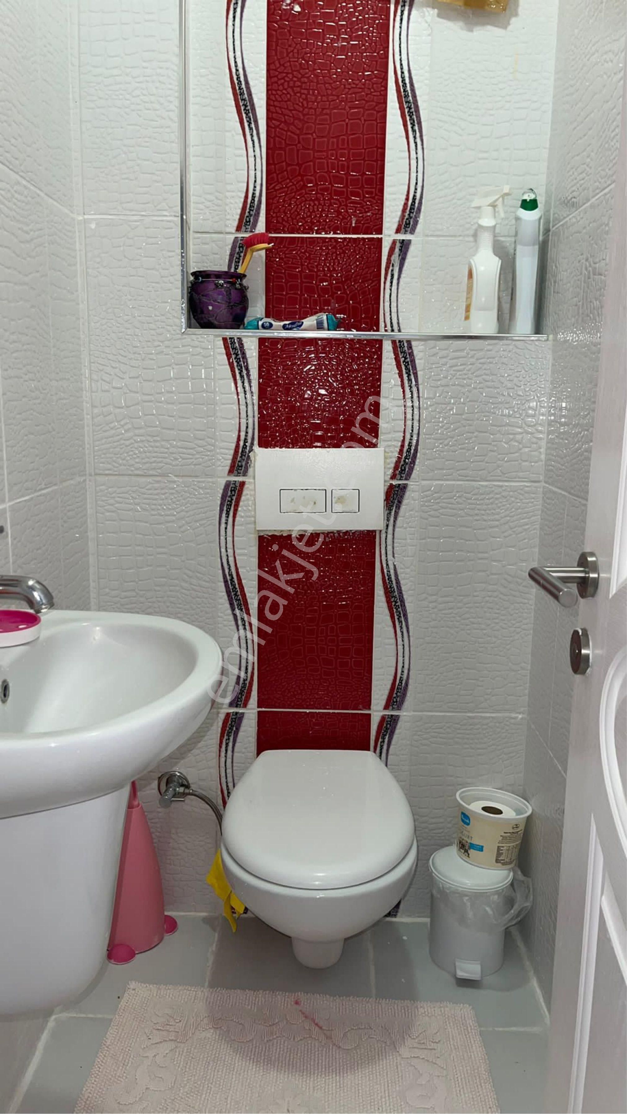 Karadeniz Mahallesinde İci Temiz Satılık Daire - Görsel 2