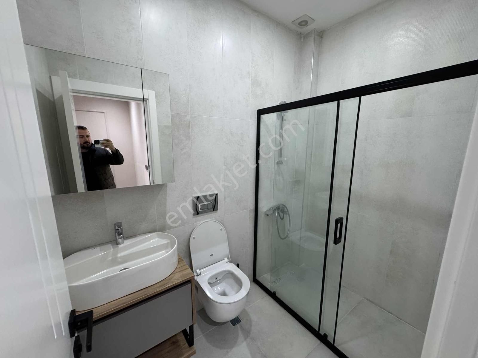 Kuşadası Güzelçamlı'da Havuzlu Satılık 2+1 Sıfır Eşyalı Yazlık - Görsel 24