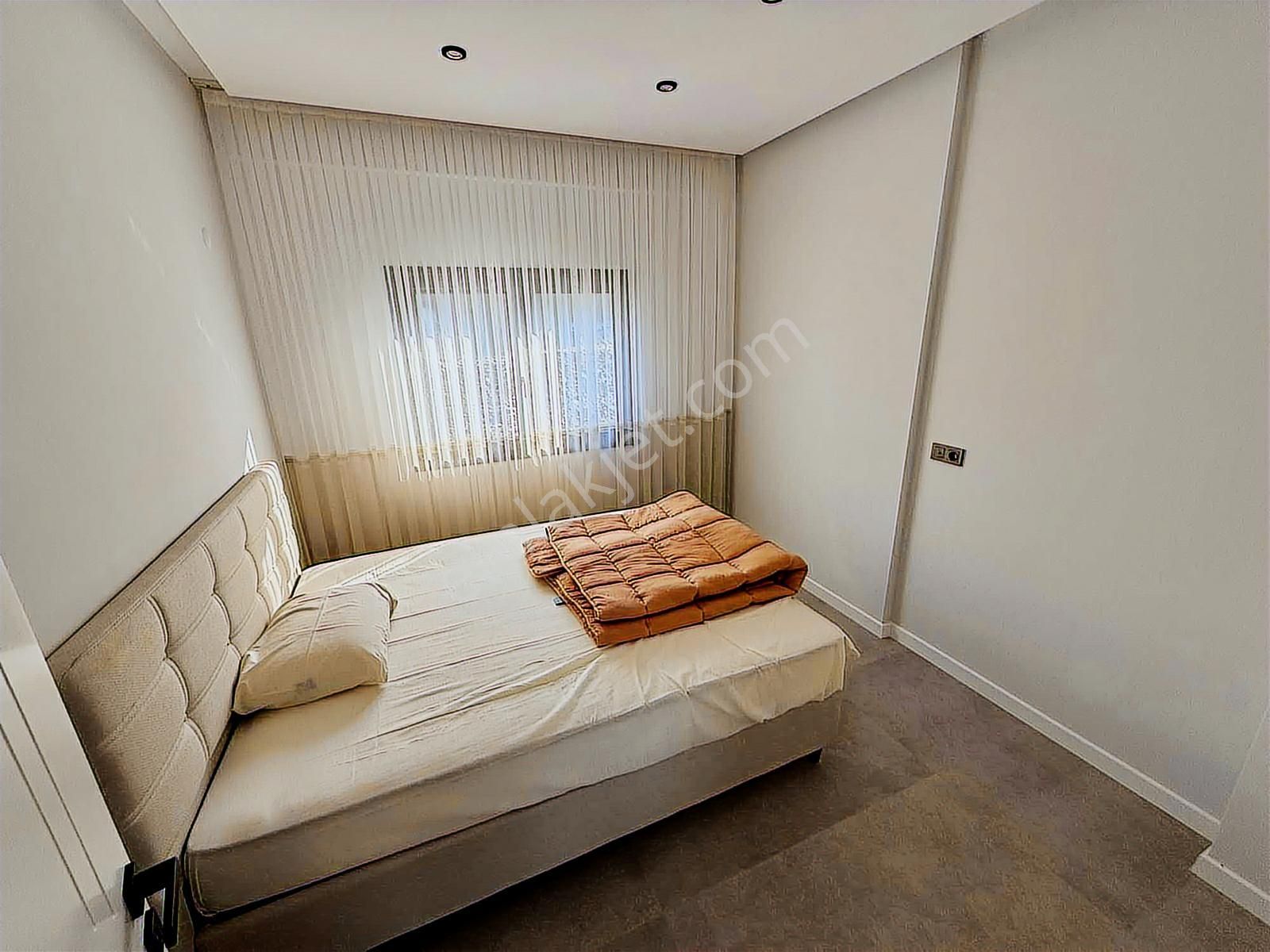 Kuşadası Güzelçamlı'da Havuzlu Satılık 2+1 Sıfır Eşyalı Yazlık - Görsel 18