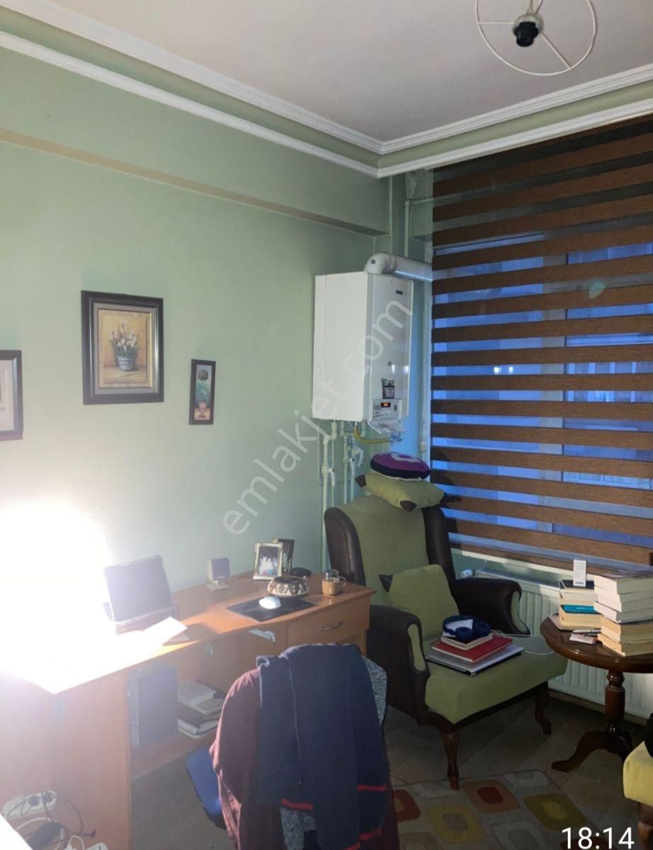 Damla Emlak Y/ö Çiftlik Cad'sine Cephe Satılık 2+1 Daire - Görsel 4