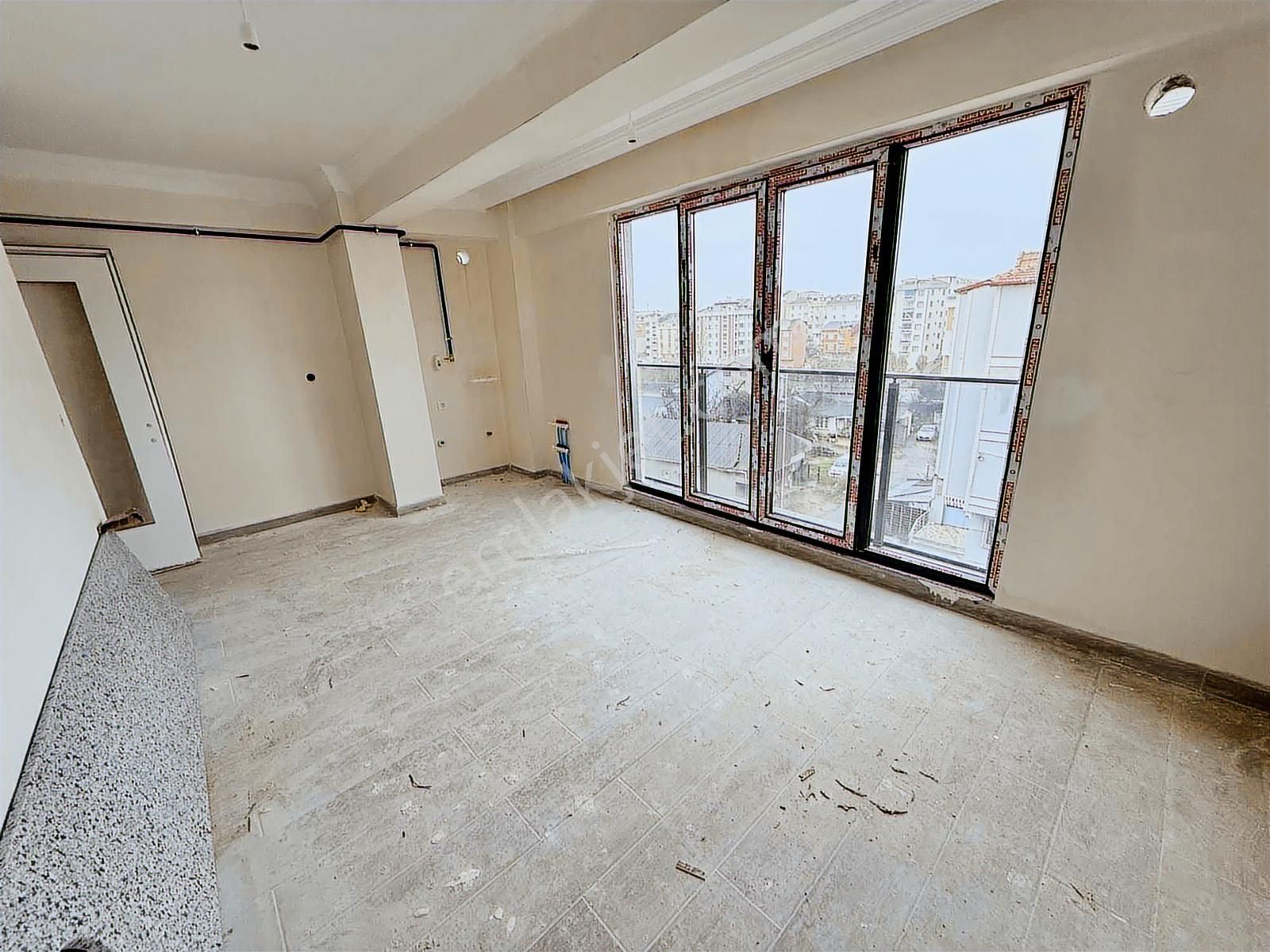 Satılık 1+1 Daire Marmara Hastanesi Ve Metroya Yakın Lokasyon - Görsel 6