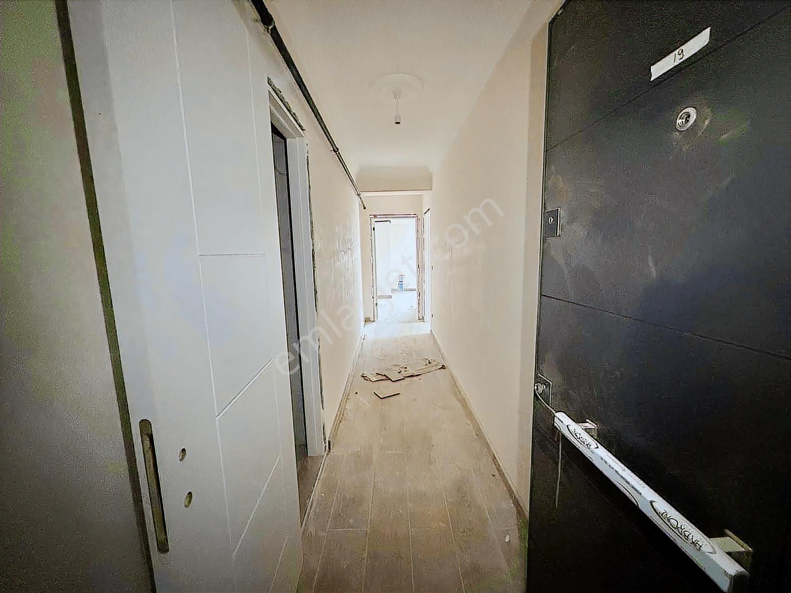 Satılık 1+1 Daire Marmara Hastanesi Ve Metroya Yakın Lokasyon - Görsel 3