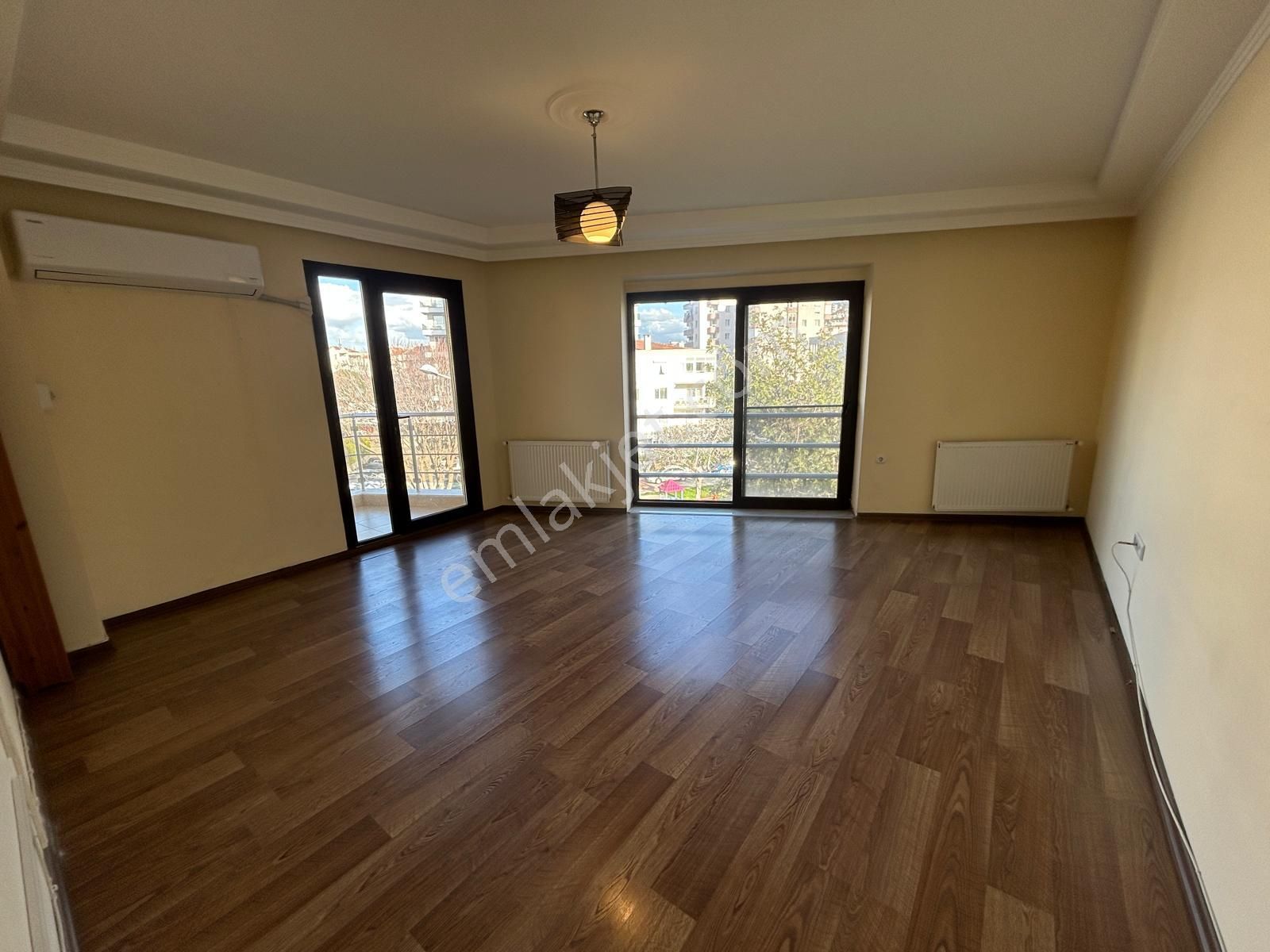 Narlıdere Nin Kalbi Narlı Mahallesinde Kiralık 3+1