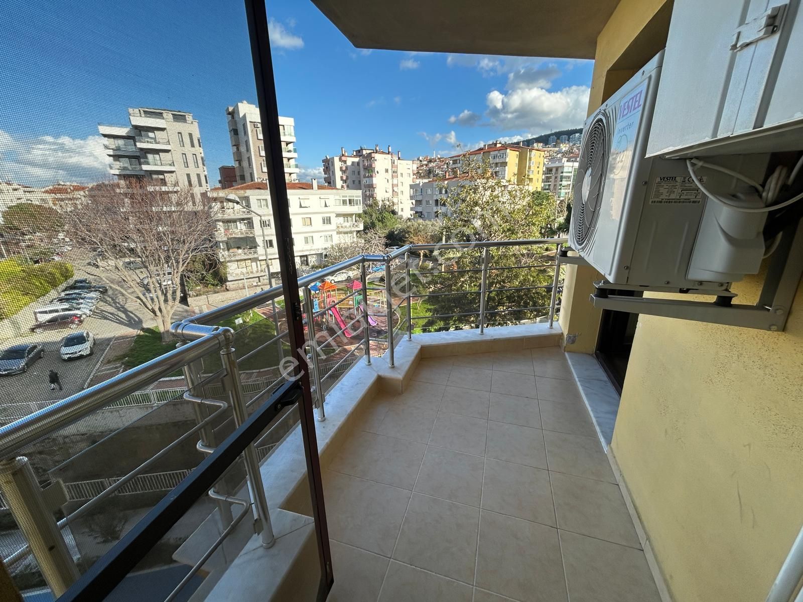 Narlıdere Nin Kalbi Narlı Mahallesinde Kiralık 3+1 - Görsel 15