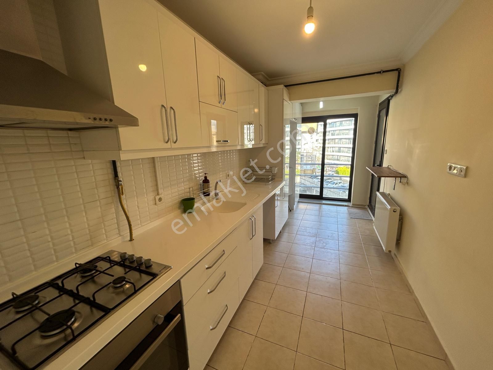 Narlıdere Nin Kalbi Narlı Mahallesinde Kiralık 3+1 - Görsel 12