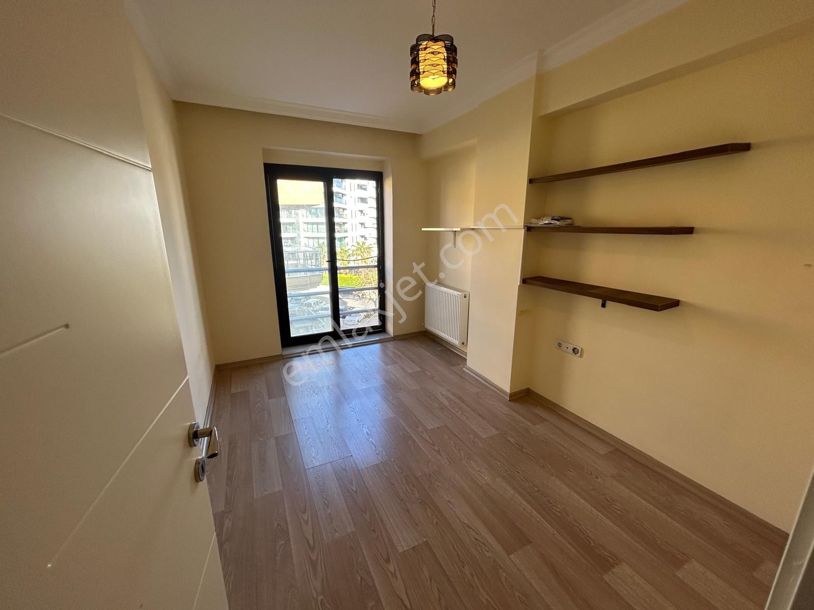 Narlıdere Nin Kalbi Narlı Mahallesinde Kiralık 3+1 - Görsel 5