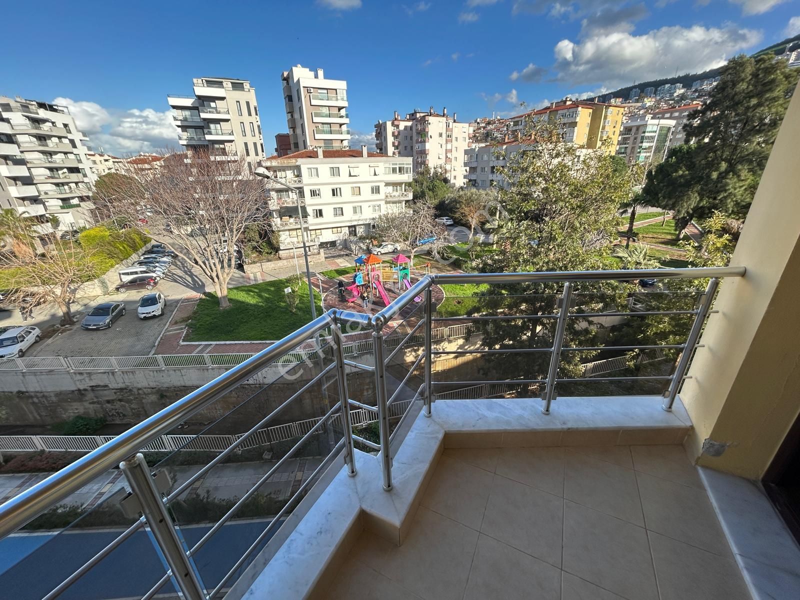 Narlıdere Nin Kalbi Narlı Mahallesinde Kiralık 3+1 - Görsel 16